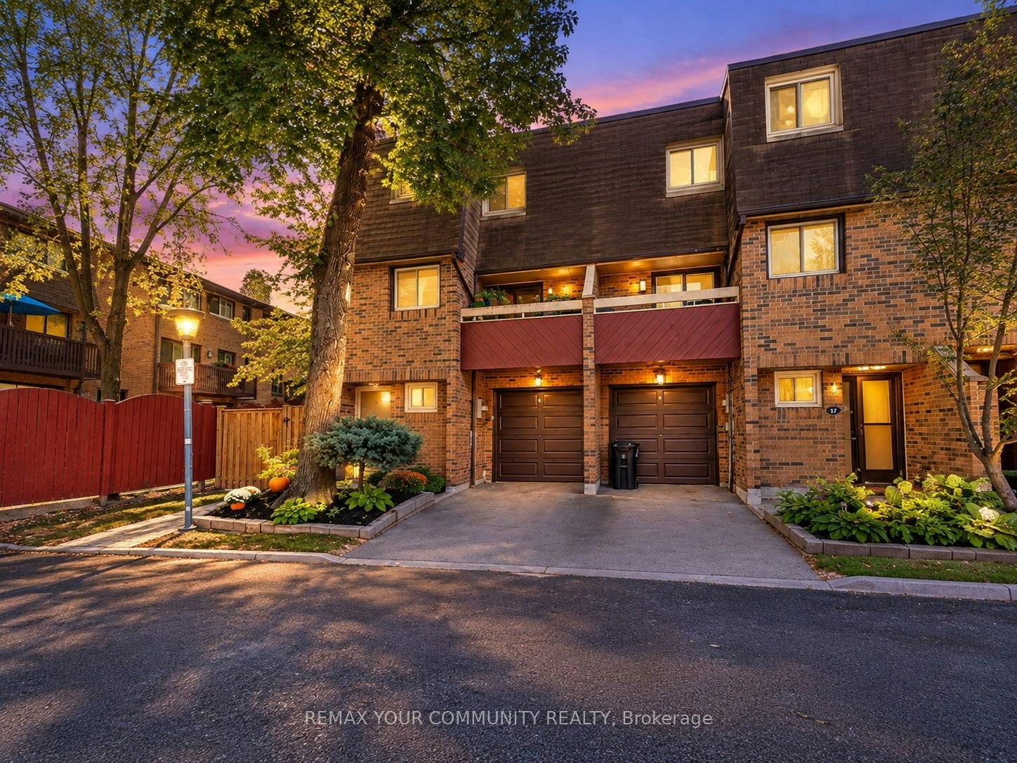 19 Poet's Walkway Way, Toronto, ON, M2J 4V2