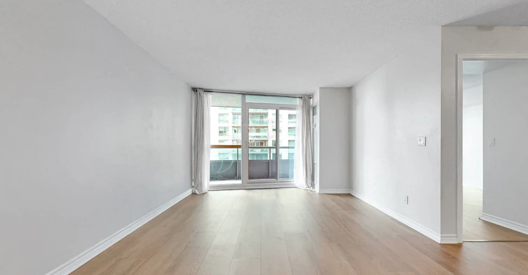 712-19 Grand Trunk Crescent, Toronto, ON, M5J 3A3 - 18