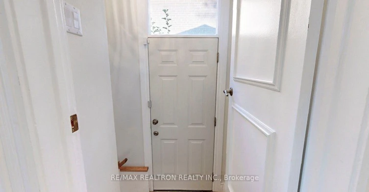 Bsmt-31 Whitelock Crescent, Toronto, ON, M2K 1V9 - 19