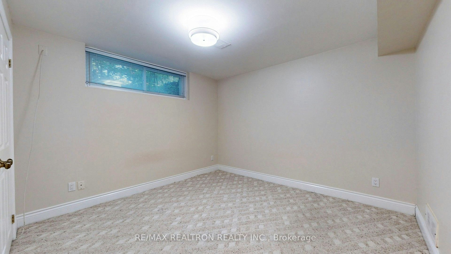 Bsmt-31 Whitelock Crescent, Toronto, ON, M2K 1V9 - 10