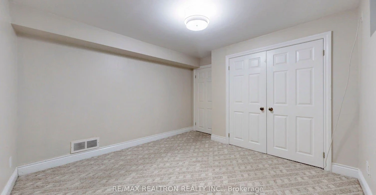 Bsmt-31 Whitelock Crescent, Toronto, ON, M2K 1V9 - 12