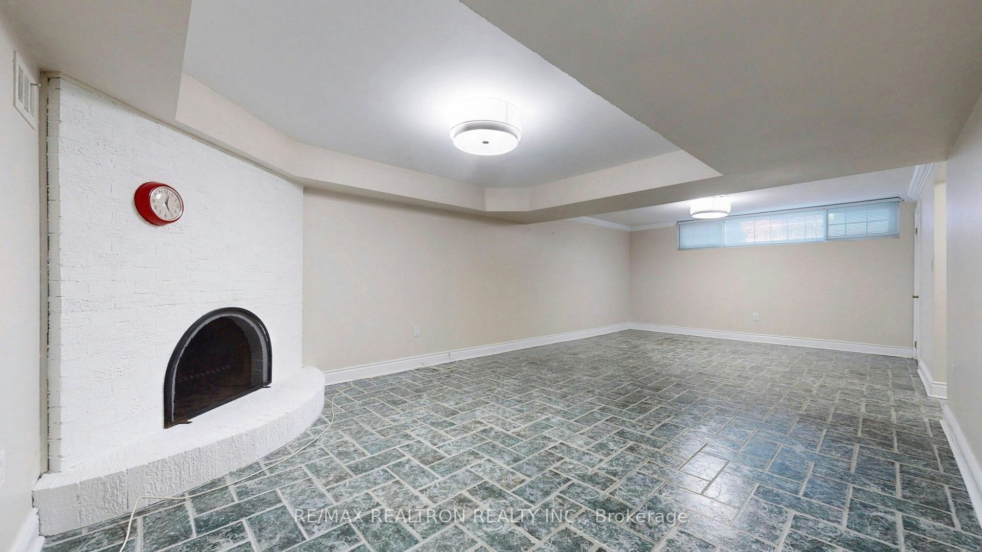 Bsmt-31 Whitelock Crescent, Toronto, ON, M2K 1V9