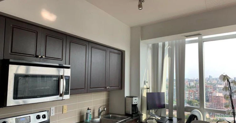 3111-215 Fort York Boulevard, Toronto, ON, M5V 4A2 - 3