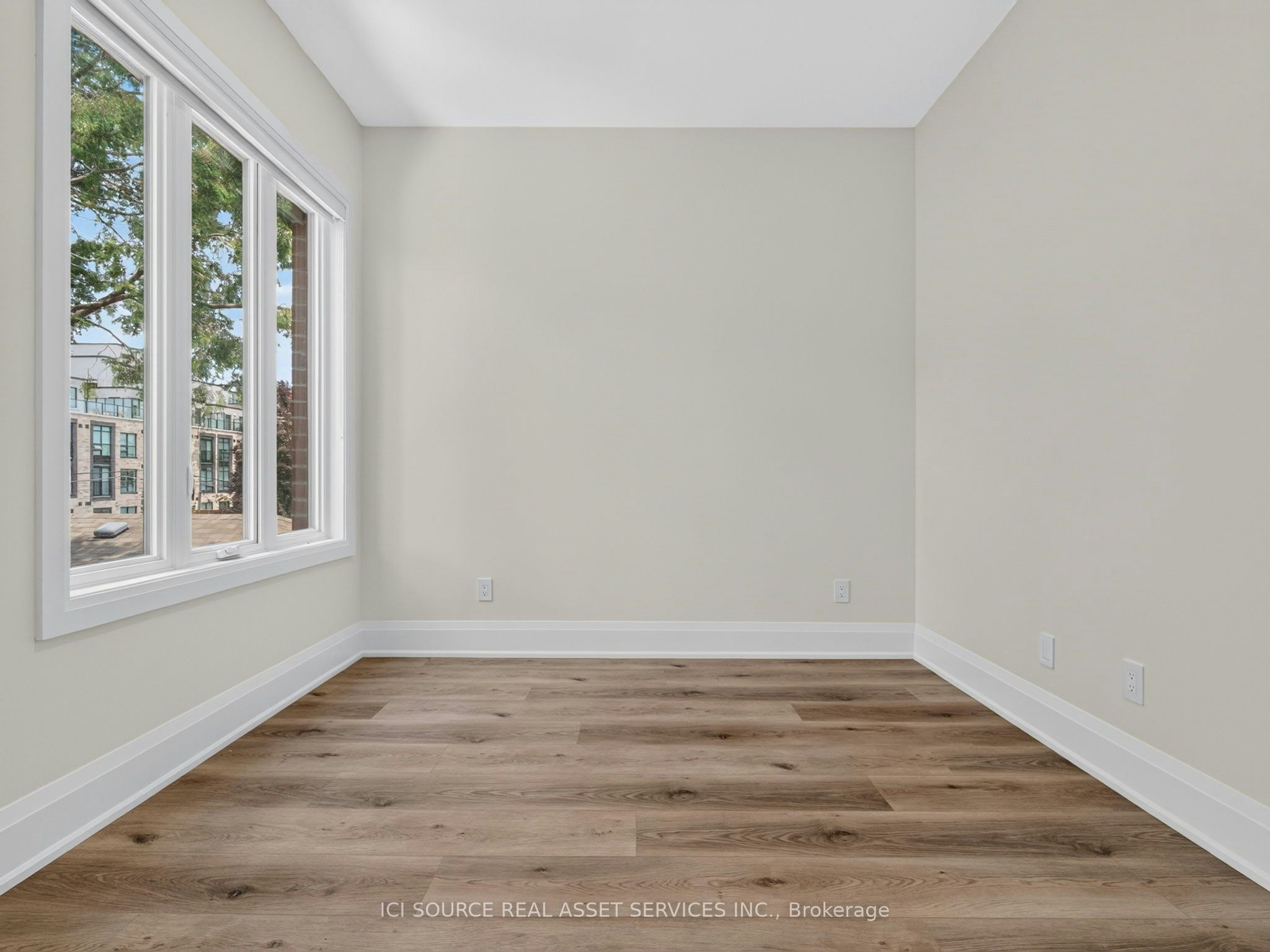 Unit 2-28 Norcross Road, Toronto, ON, M3H 2R4 - 14