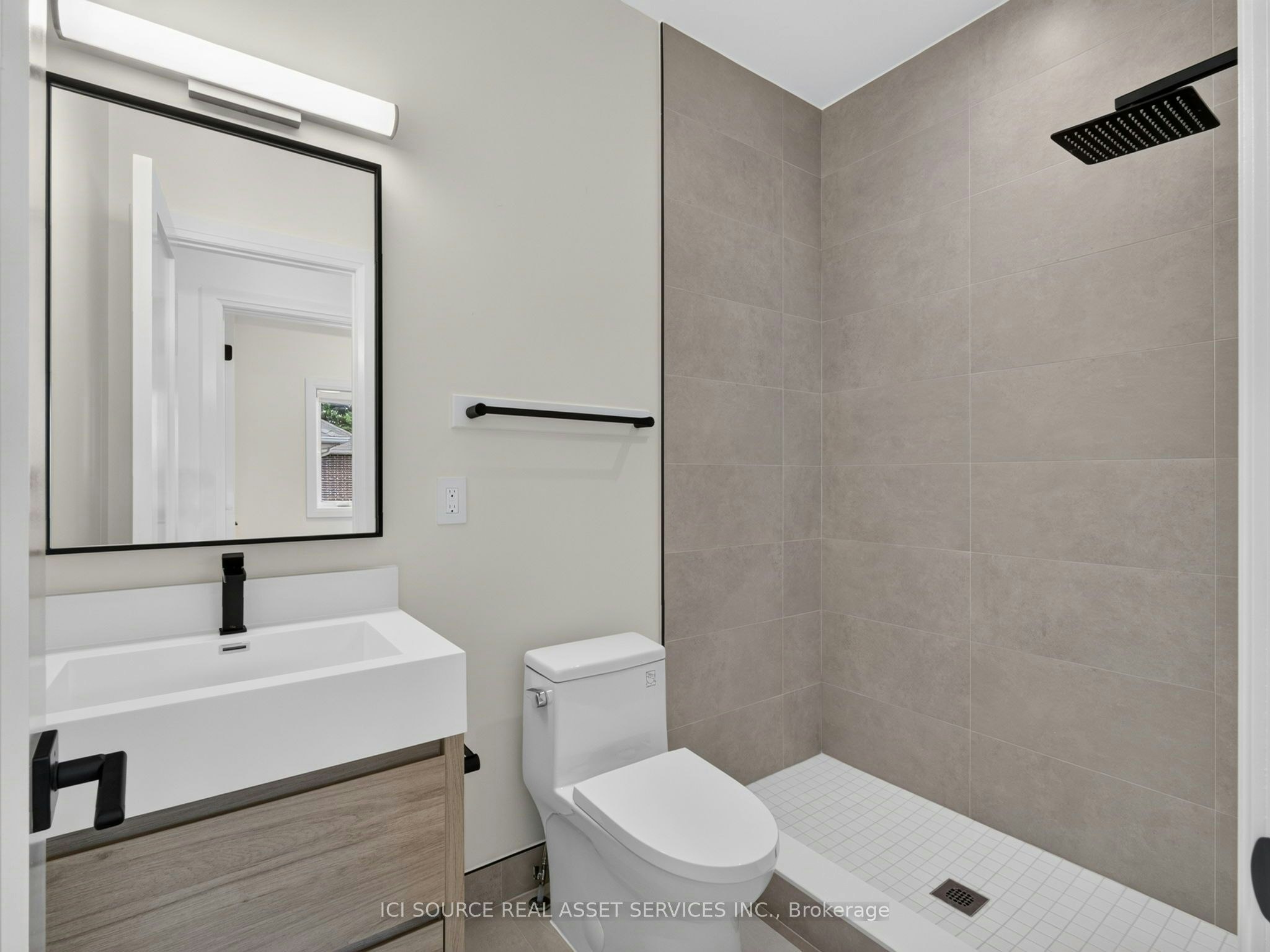 Unit 2-28 Norcross Road, Toronto, ON, M3H 2R4 - 20