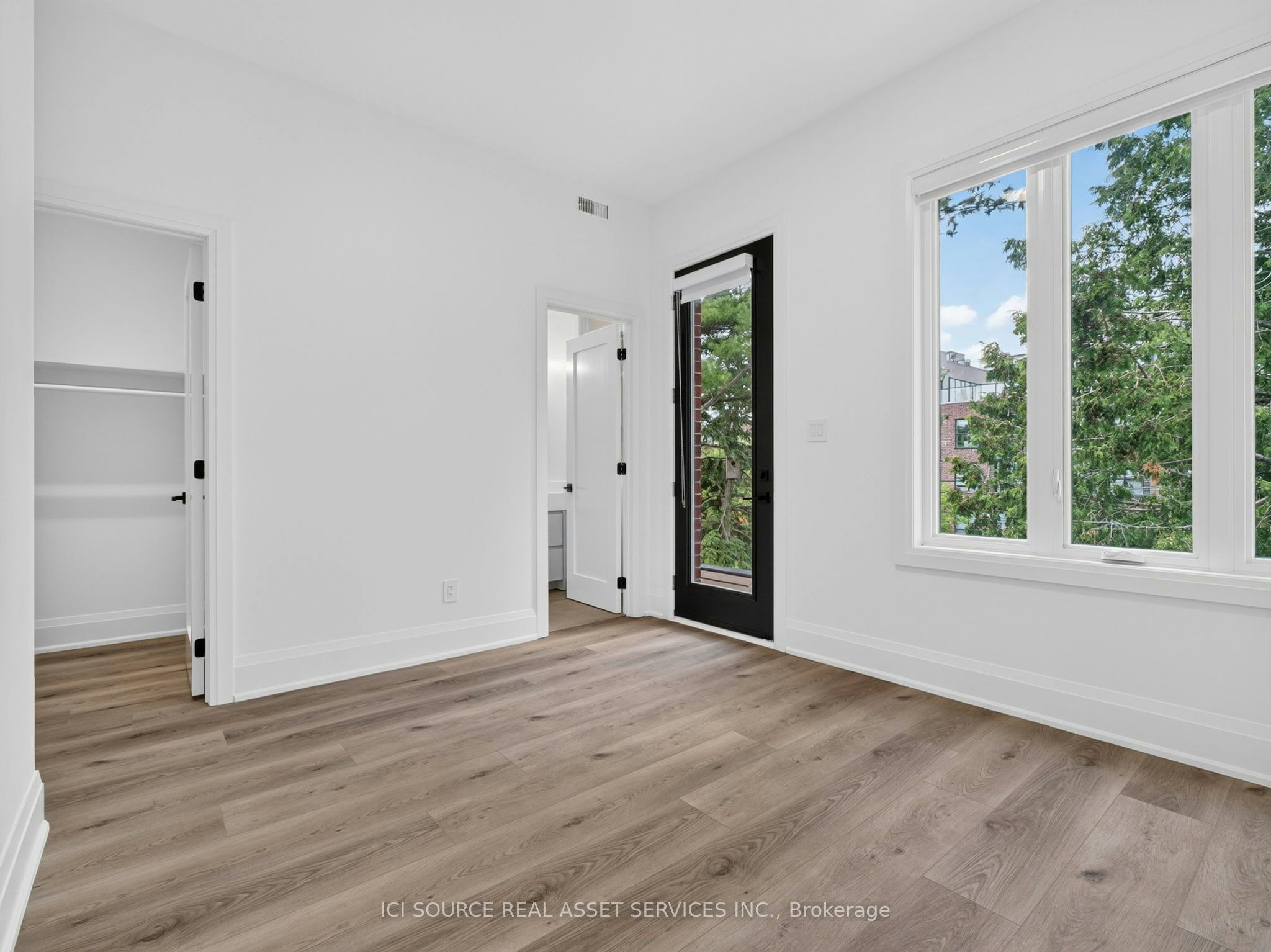 Unit 2-28 Norcross Road, Toronto, ON, M3H 2R4 - 15