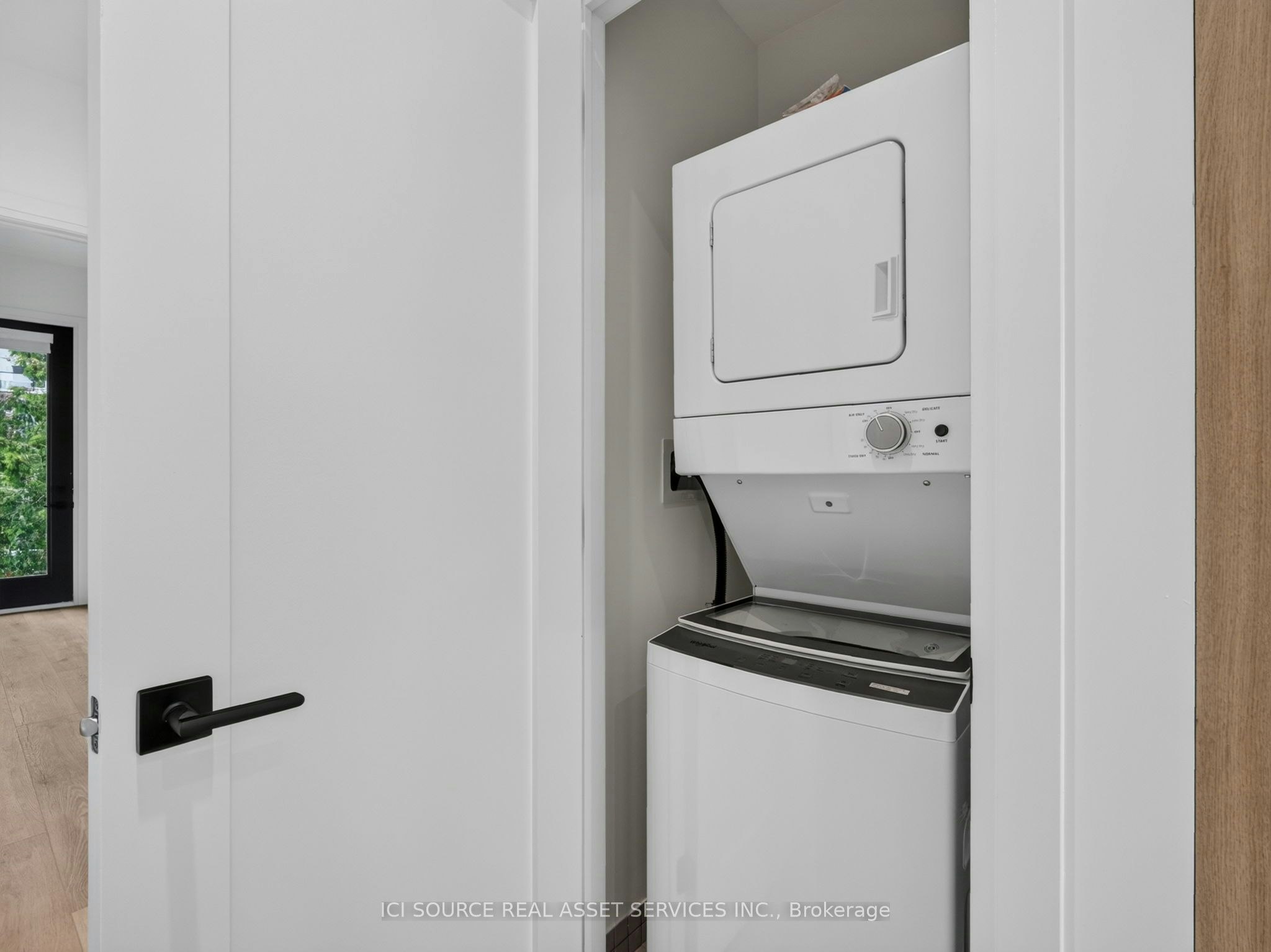 Unit 2-28 Norcross Road, Toronto, ON, M3H 2R4 - 22