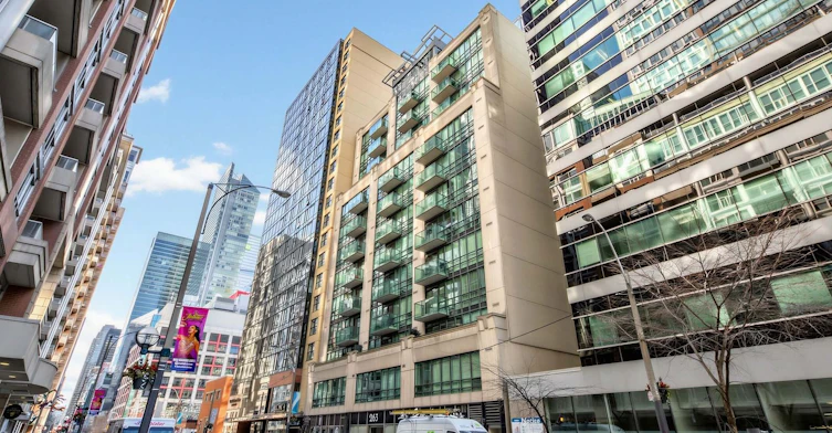 601-263 Wellington Street W, Toronto, ON, M5V 3E6 - 2