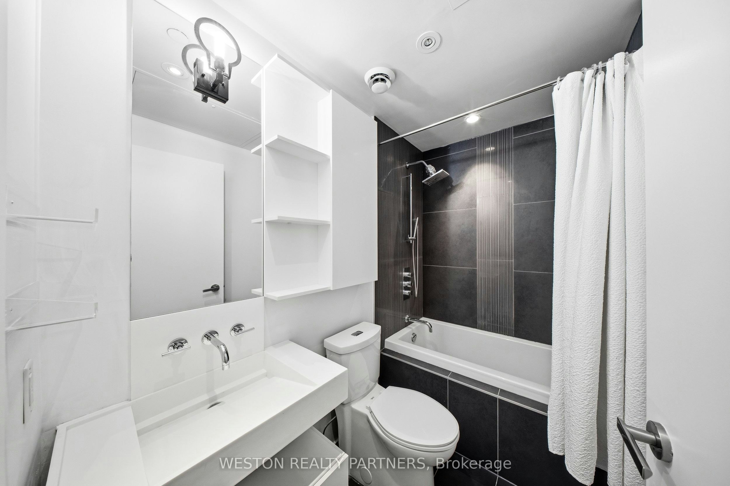 5 St Joseph Street, Toronto, ON, M4Y 0B6 - 13