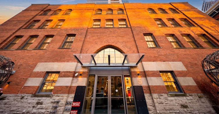 5 St Joseph Street, Toronto, ON, M4Y 0B6 - 15