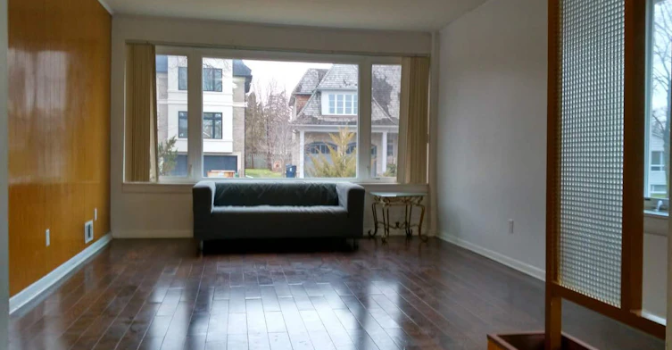96 Berkinshaw Crescent, Toronto, ON, M3B 2T2 - 2