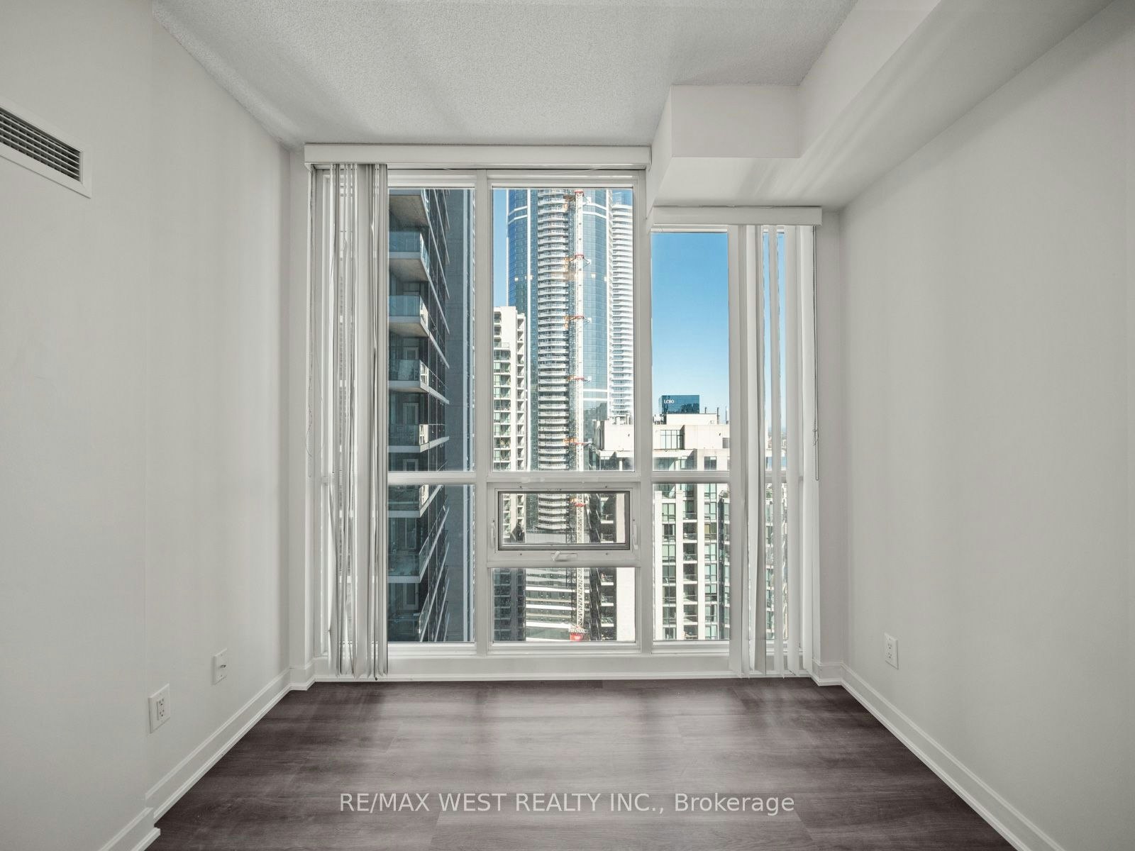 3104-33 Bay Street, Toronto, ON, M5J 2Z3 - 8
