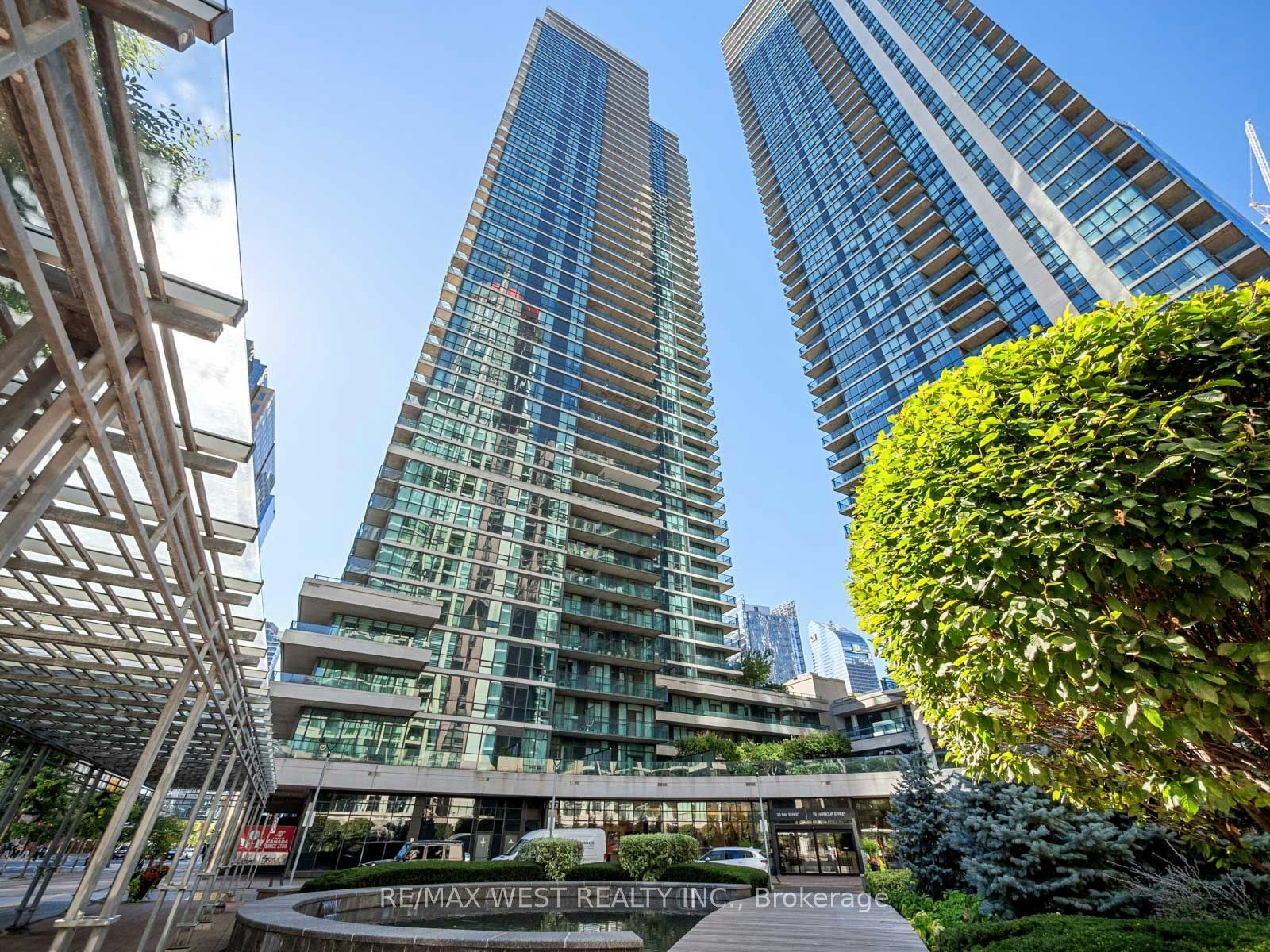 3104-33 Bay Street, Toronto, ON, M5J 2Z3