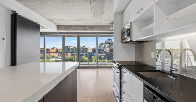 701-32 Trolley Crescent, Toronto, ON, M5A 0E9 - 7