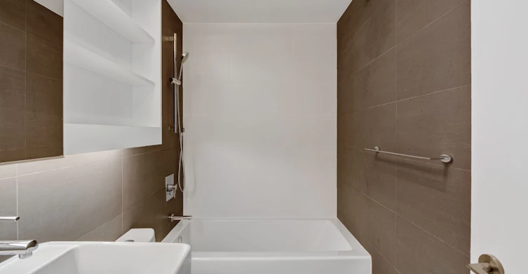 701-32 Trolley Crescent, Toronto, ON, M5A 0E9 - 27