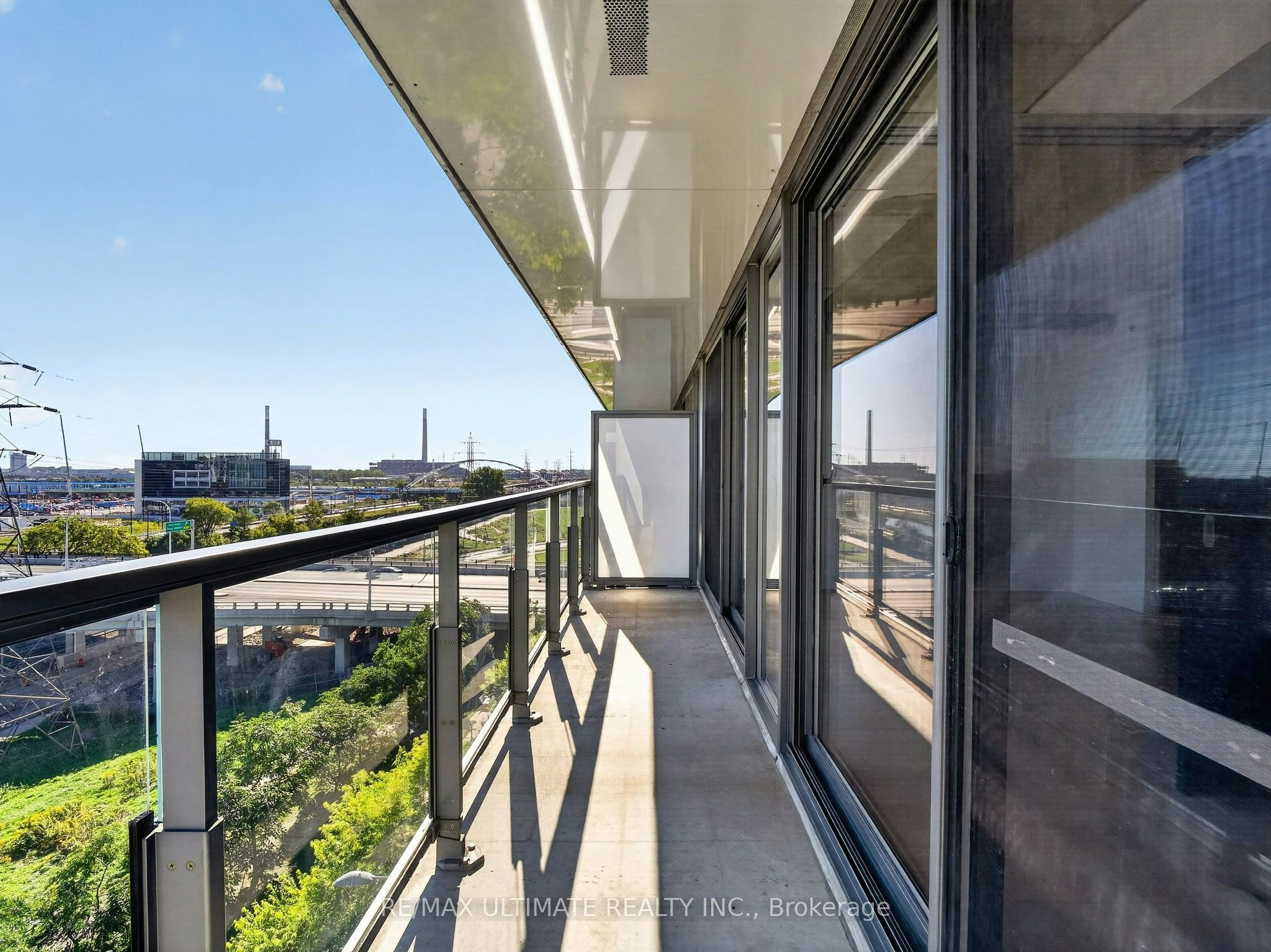 701-32 Trolley Crescent, Toronto, ON, M5A 0E9 - 31