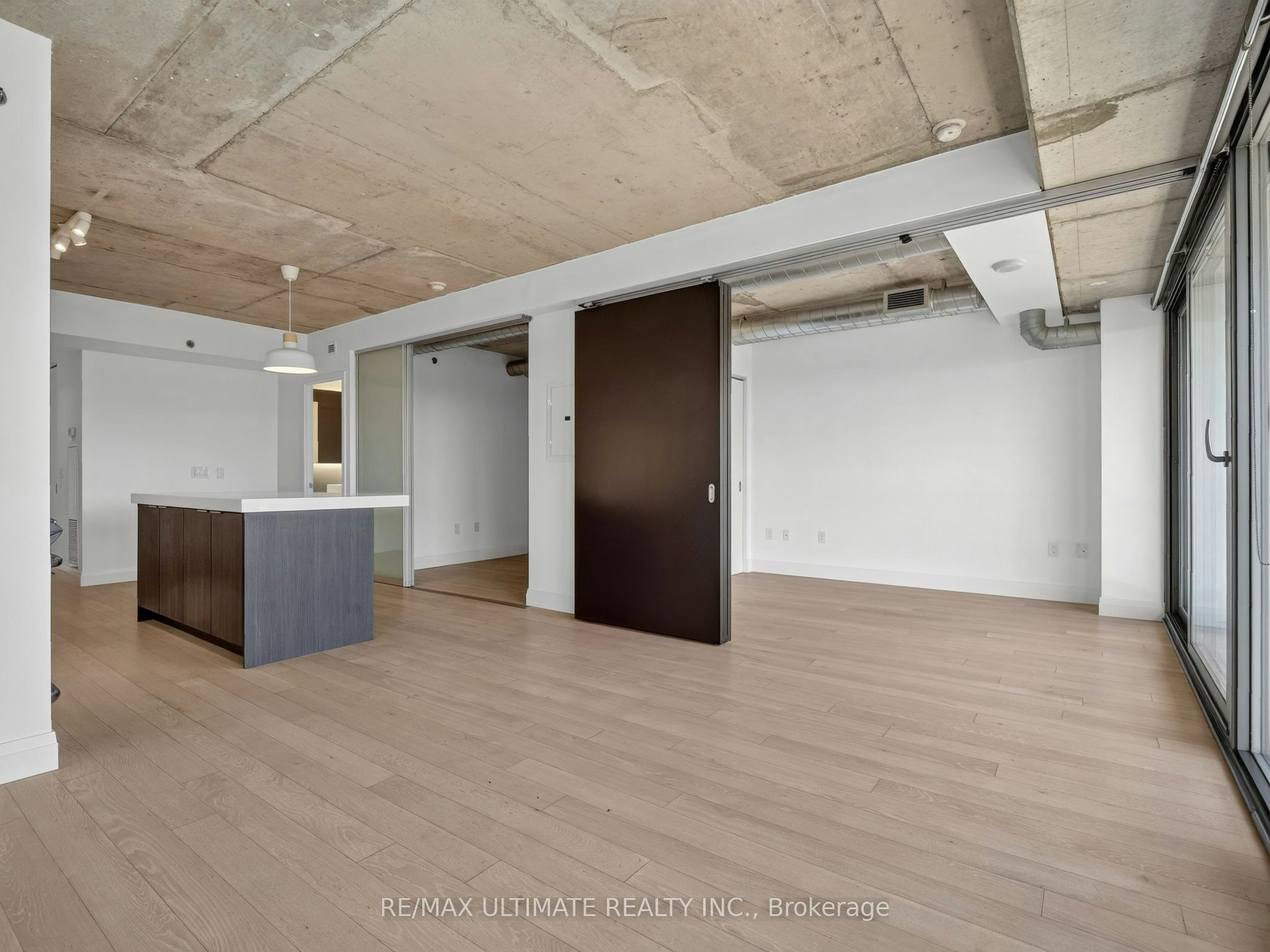701-32 Trolley Crescent, Toronto, ON, M5A 0E9 - 17