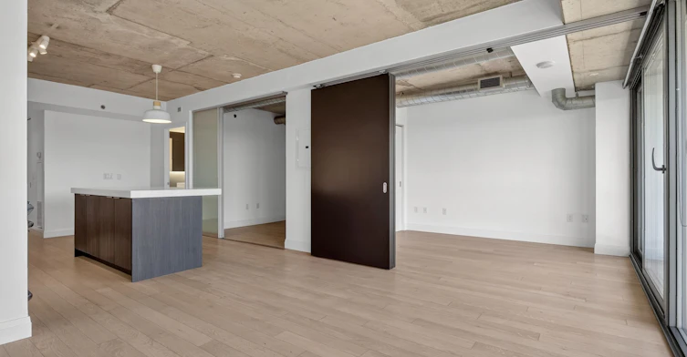 701-32 Trolley Crescent, Toronto, ON, M5A 0E9 - 17