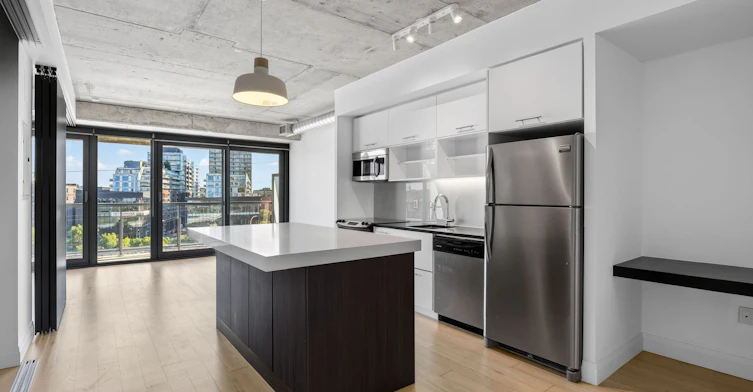 701-32 Trolley Crescent, Toronto, ON, M5A 0E9 - 5