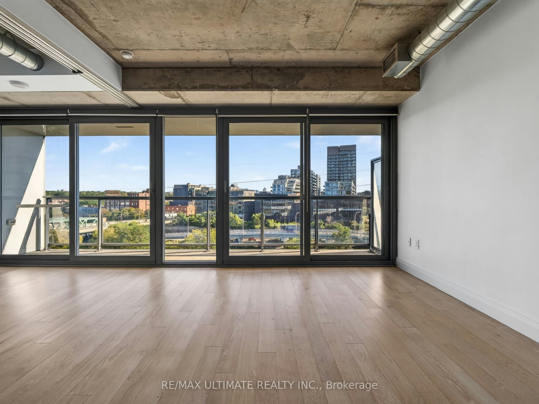 701-32 Trolley Crescent, Toronto, ON, M5A 0E9 - 12