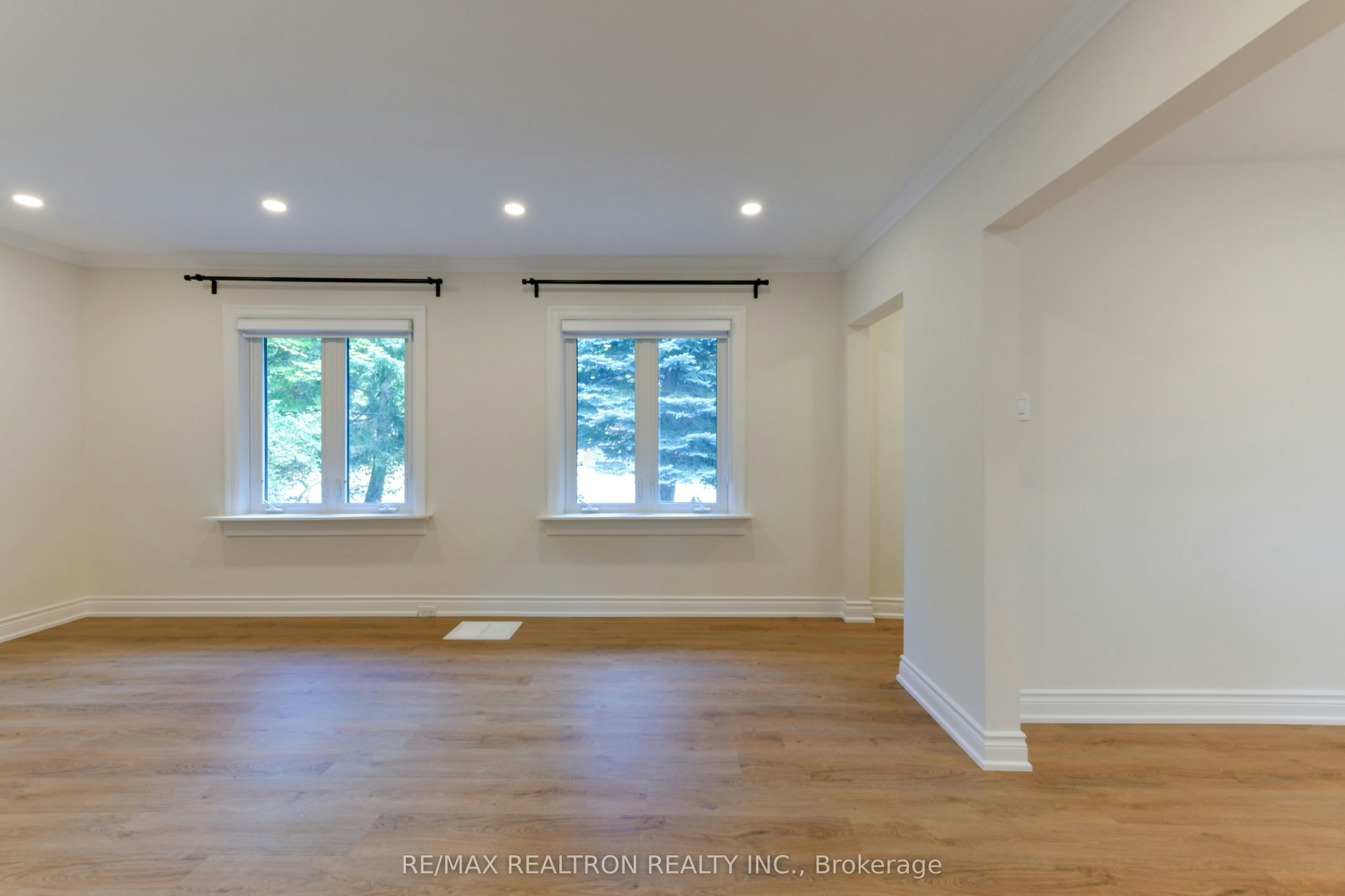 150 Upper Canada Drive, Toronto, ON, M2P 1S8 - 13