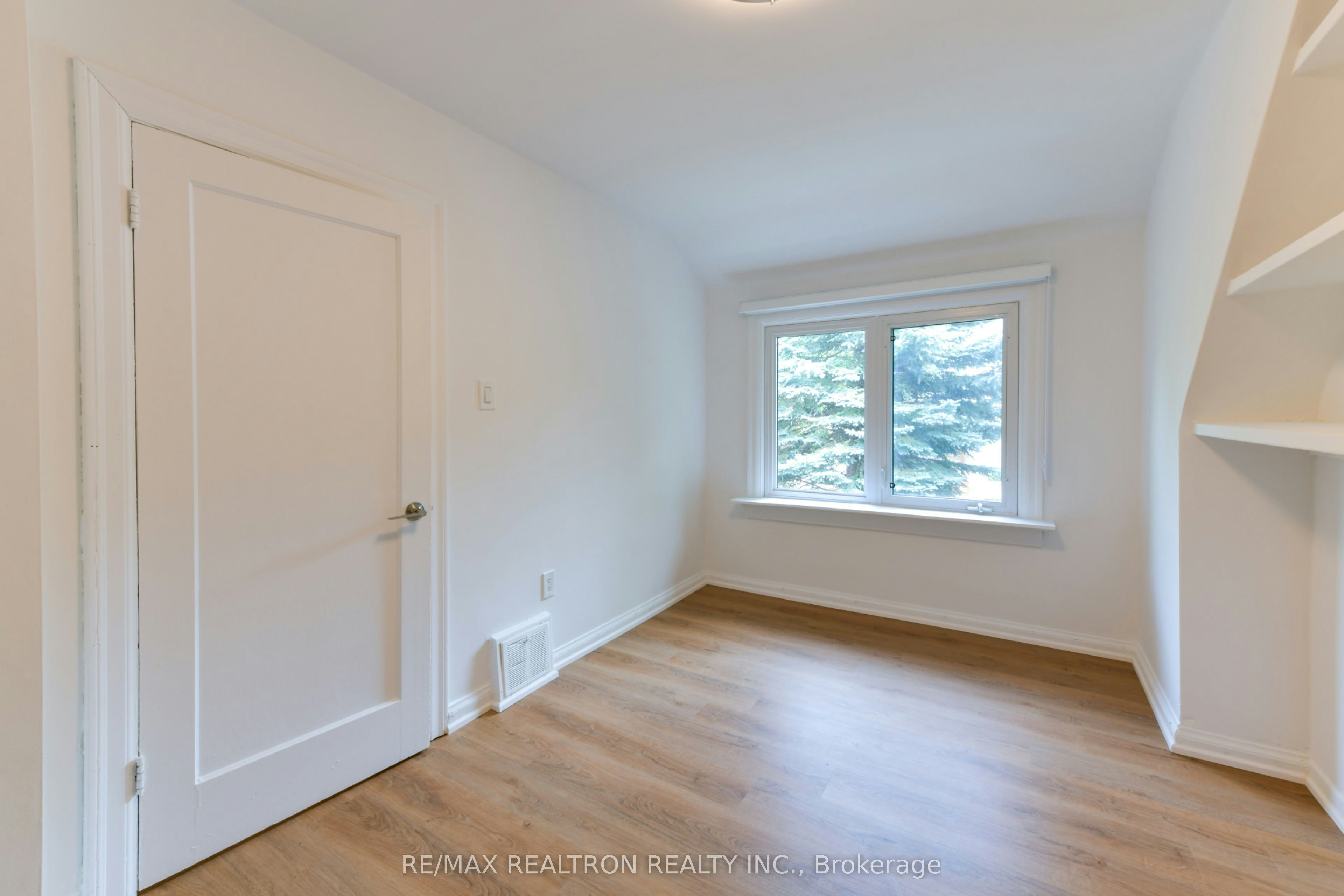150 Upper Canada Drive, Toronto, ON, M2P 1S8 - 37