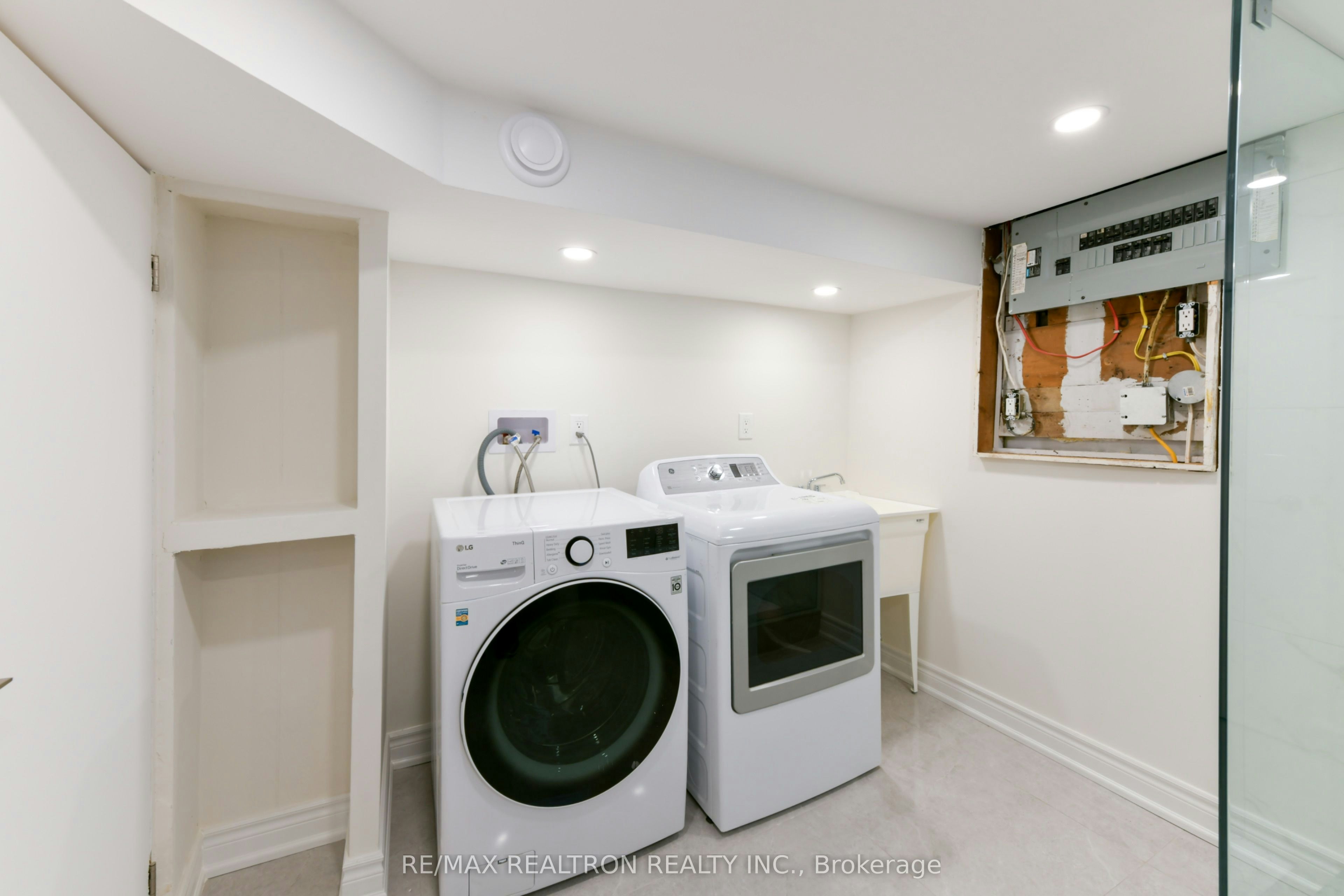 150 Upper Canada Drive, Toronto, ON, M2P 1S8 - 45