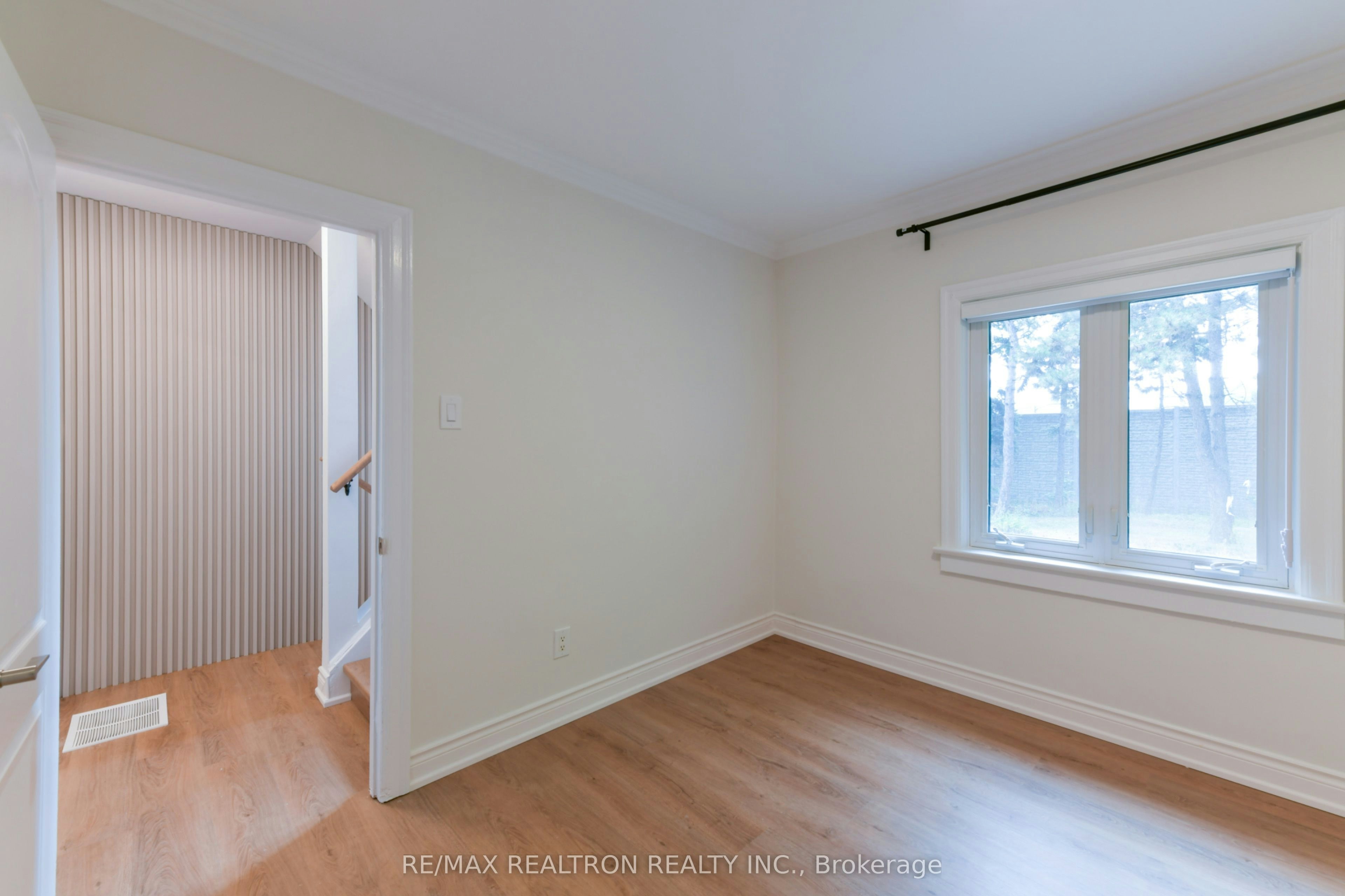 150 Upper Canada Drive, Toronto, ON, M2P 1S8 - 25