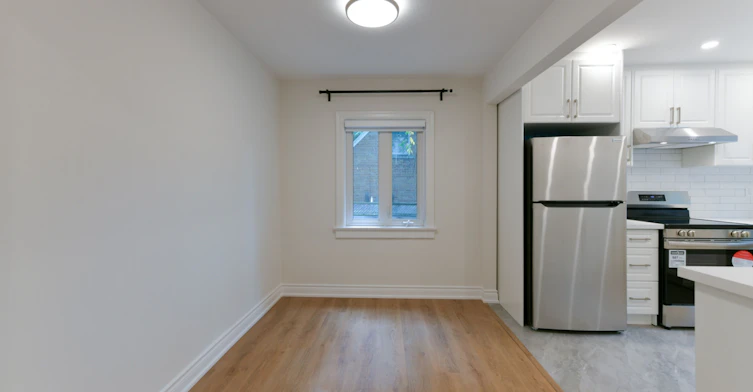 150 Upper Canada Drive, Toronto, ON, M2P 1S8 - 14
