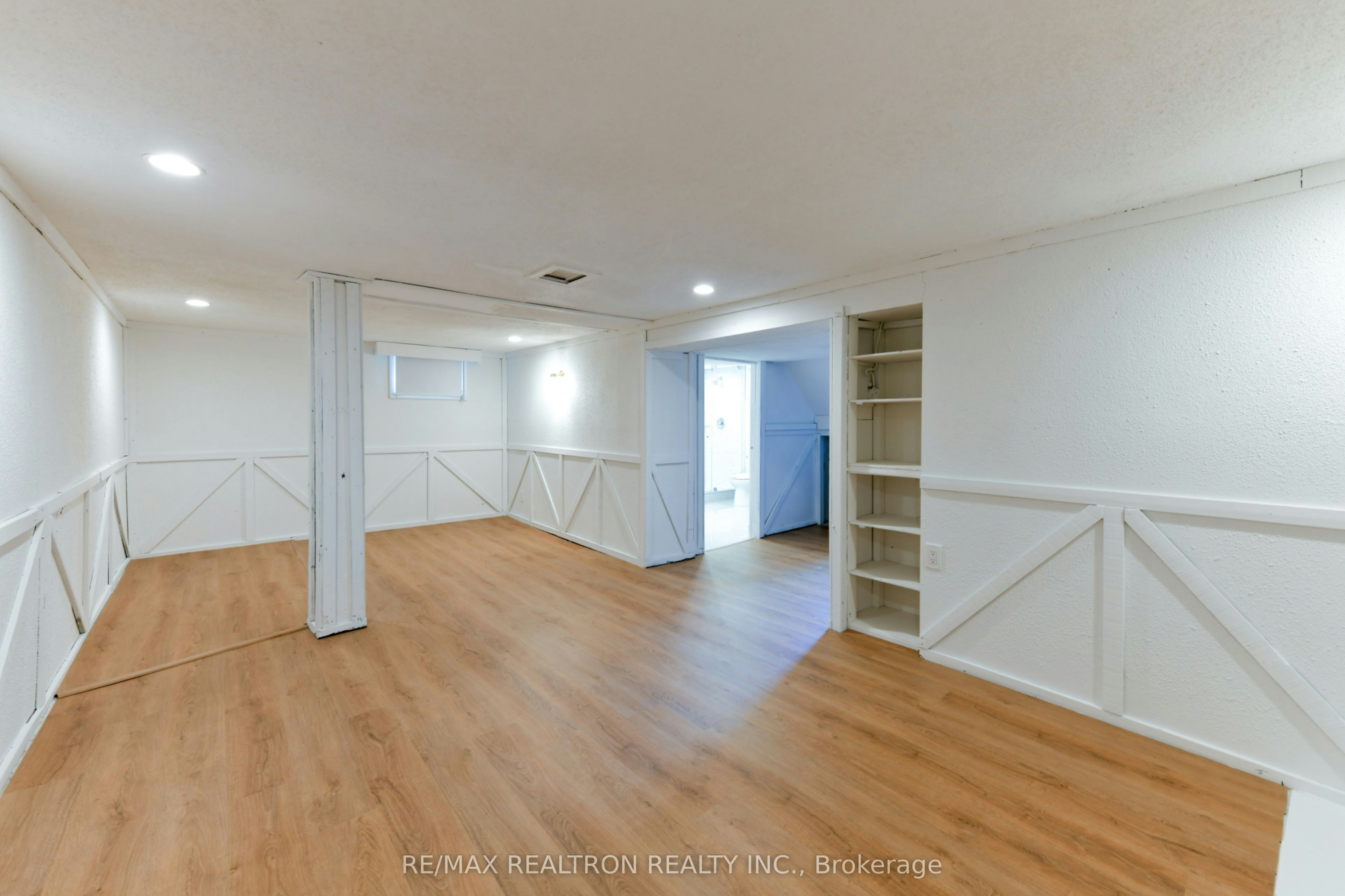 150 Upper Canada Drive, Toronto, ON, M2P 1S8 - 43
