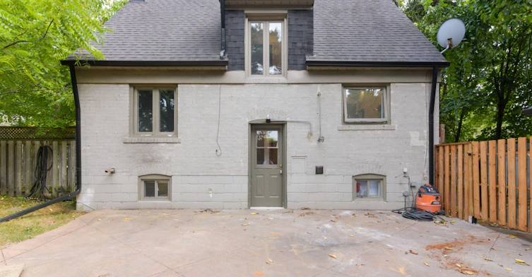 150 Upper Canada Drive, Toronto, ON, M2P 1S8 - 6