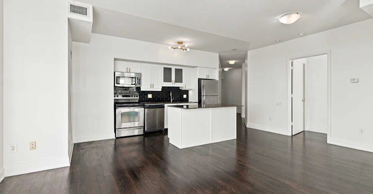 4411-2191 Yonge Street, Toronto, ON, M4S 3H8 - 8
