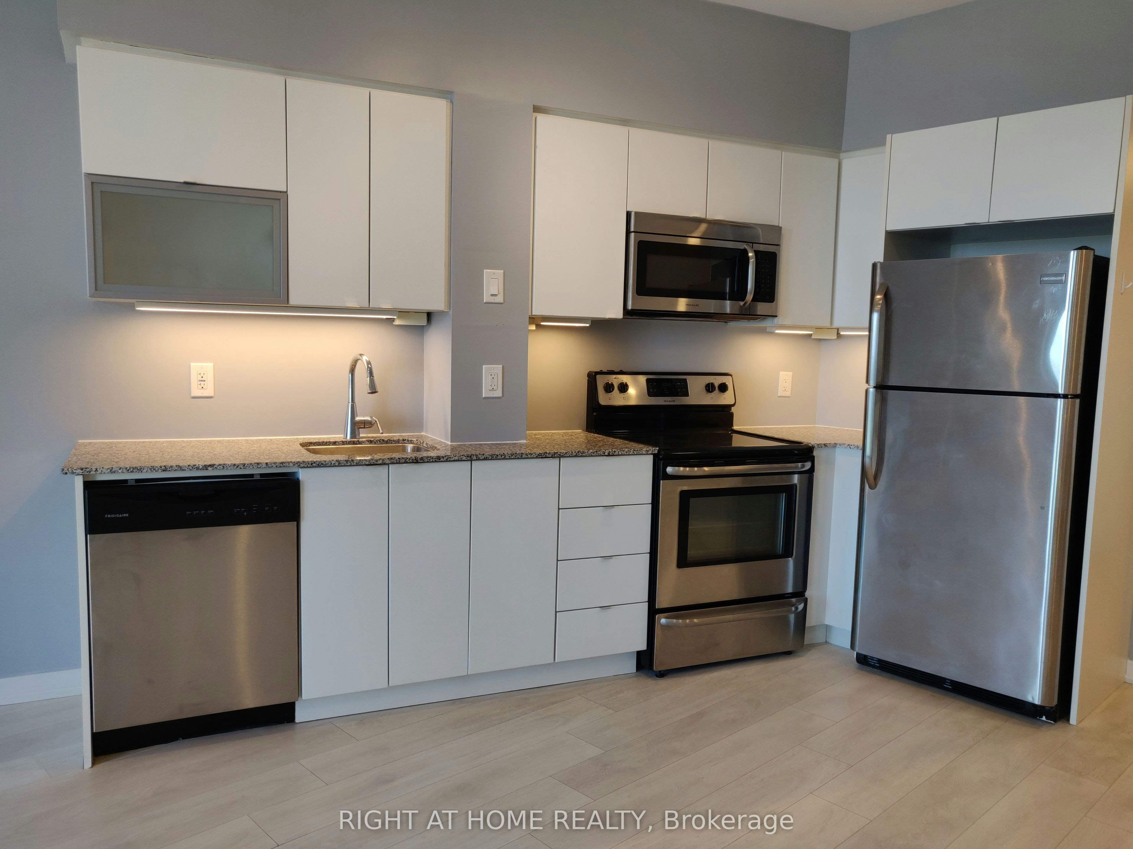 1609-150 East Liberty Street, Toronto, ON, M6K 3R5 - 7