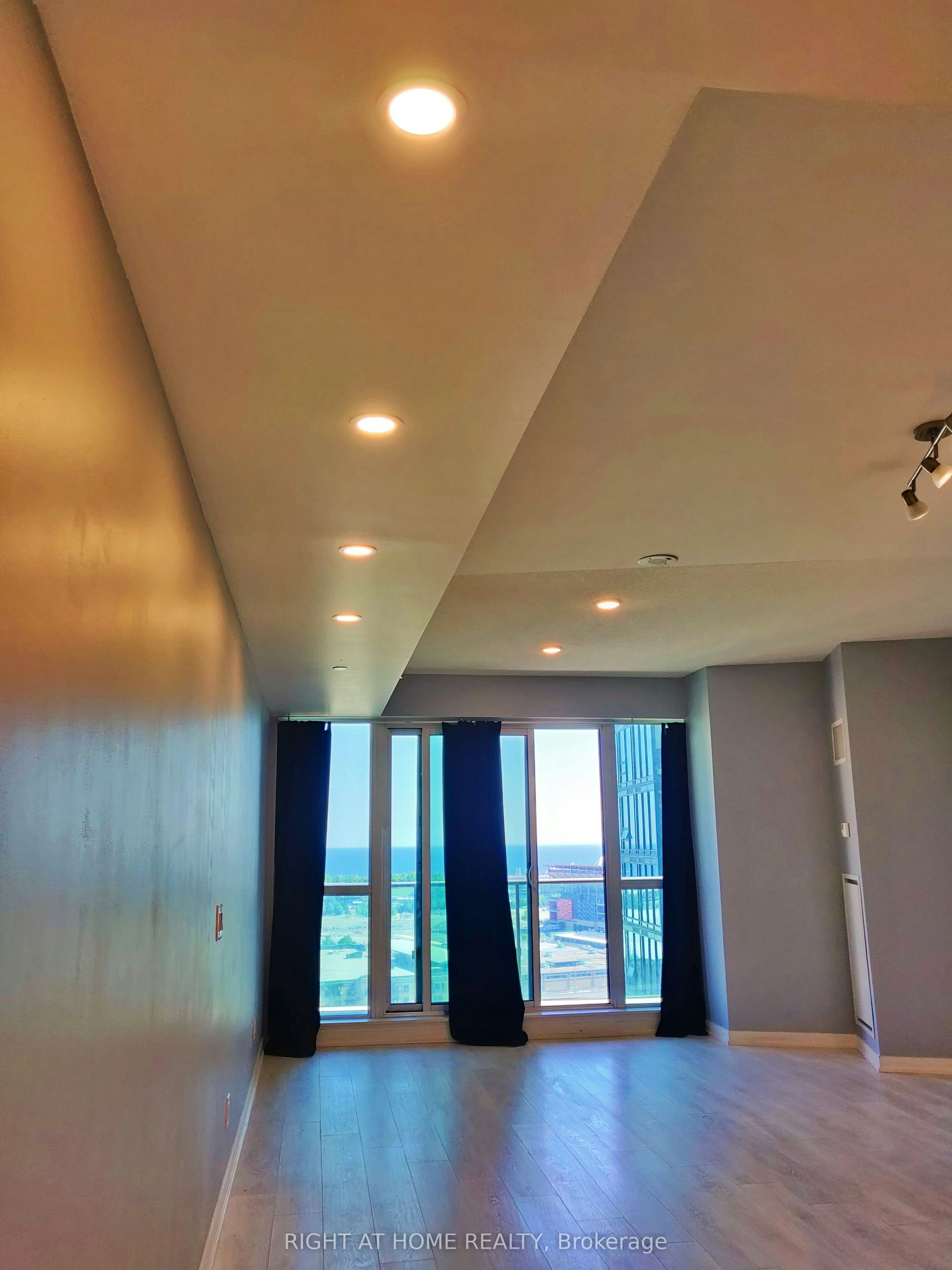 1609-150 East Liberty Street, Toronto, ON, M6K 3R5 - 10