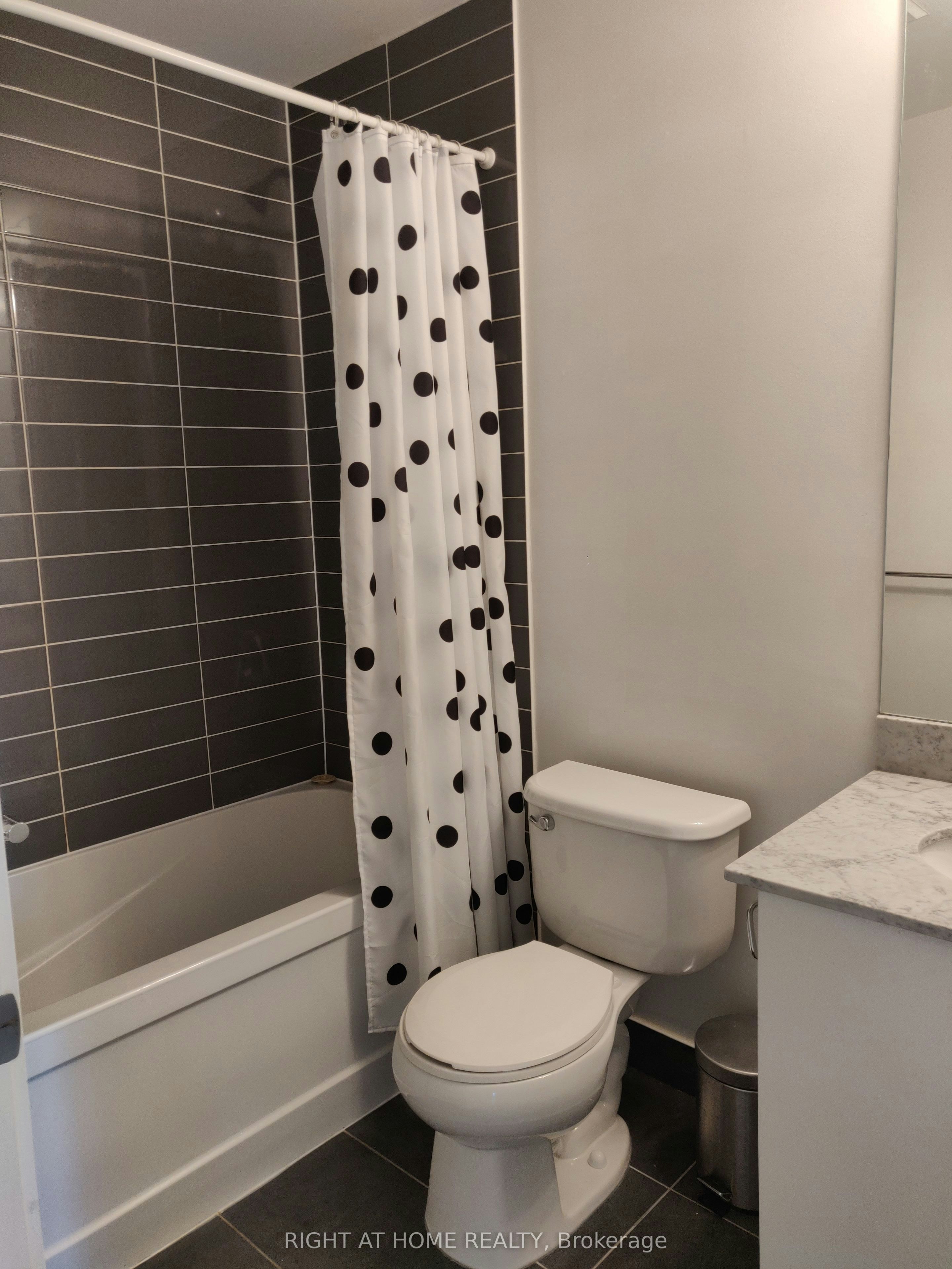 1609-150 East Liberty Street, Toronto, ON, M6K 3R5 - 16