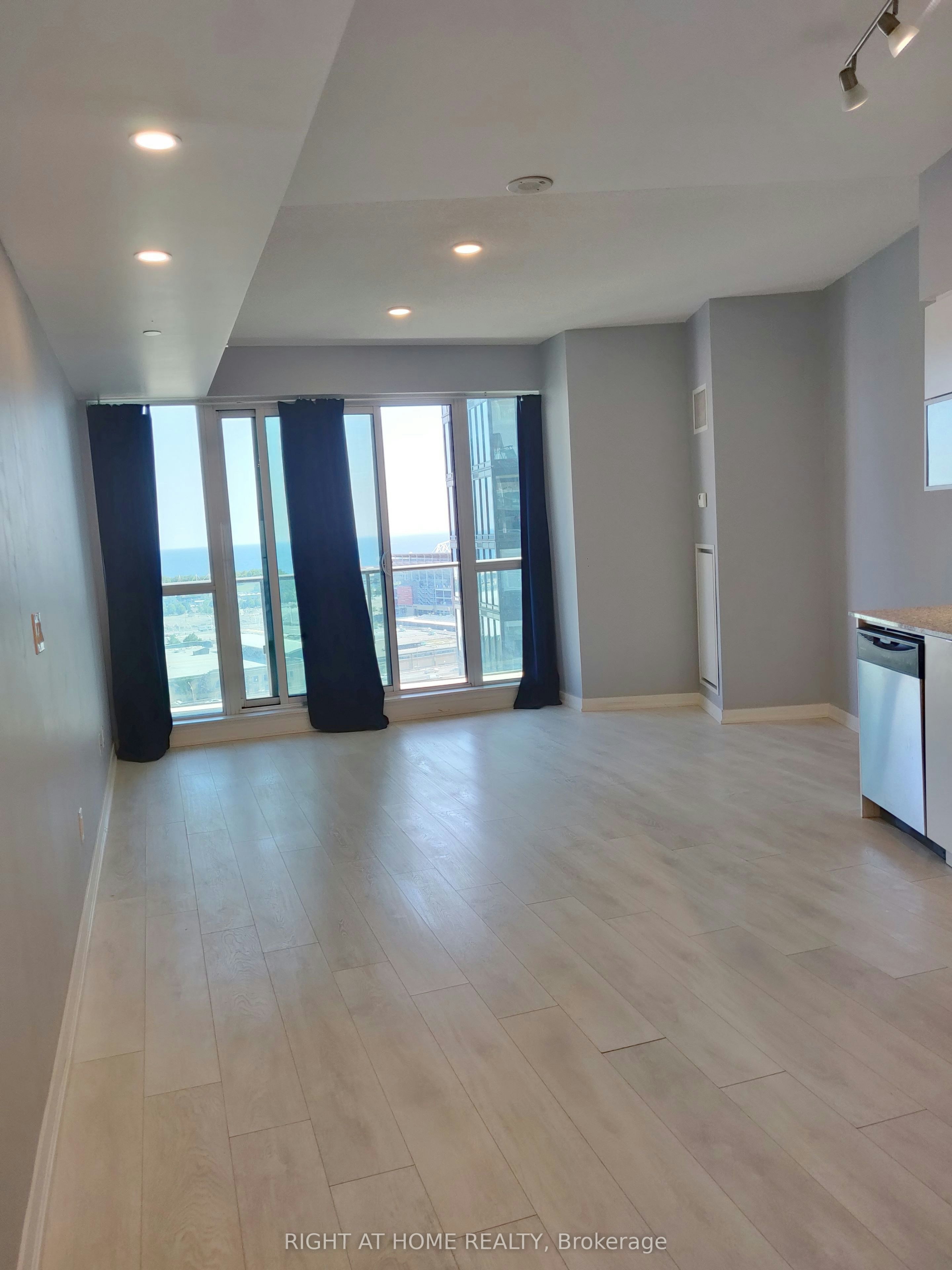 1609-150 East Liberty Street, Toronto, ON, M6K 3R5 - 9