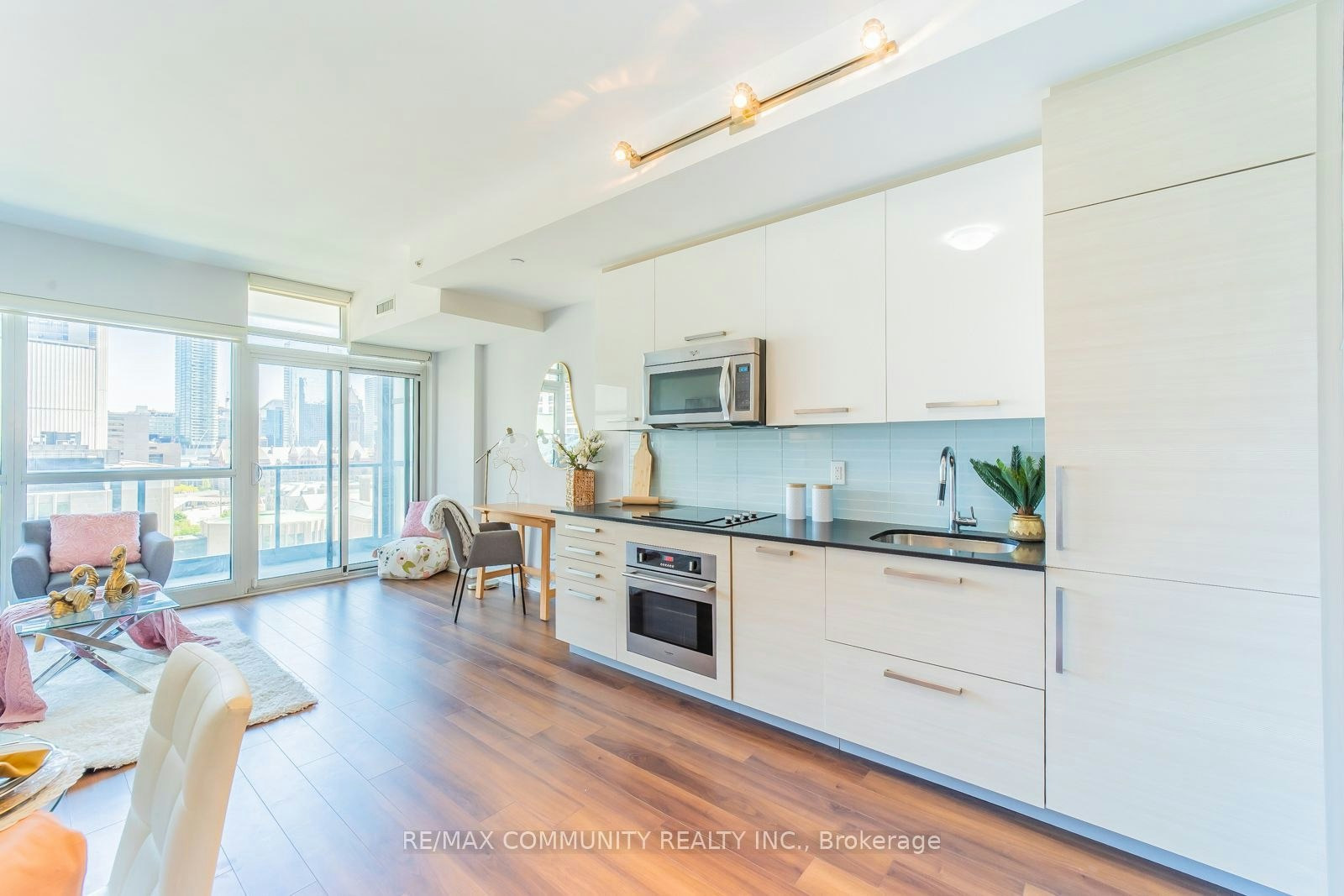 1210-210 Simcoe Street, Toronto, ON, M5T 0A9 - 12