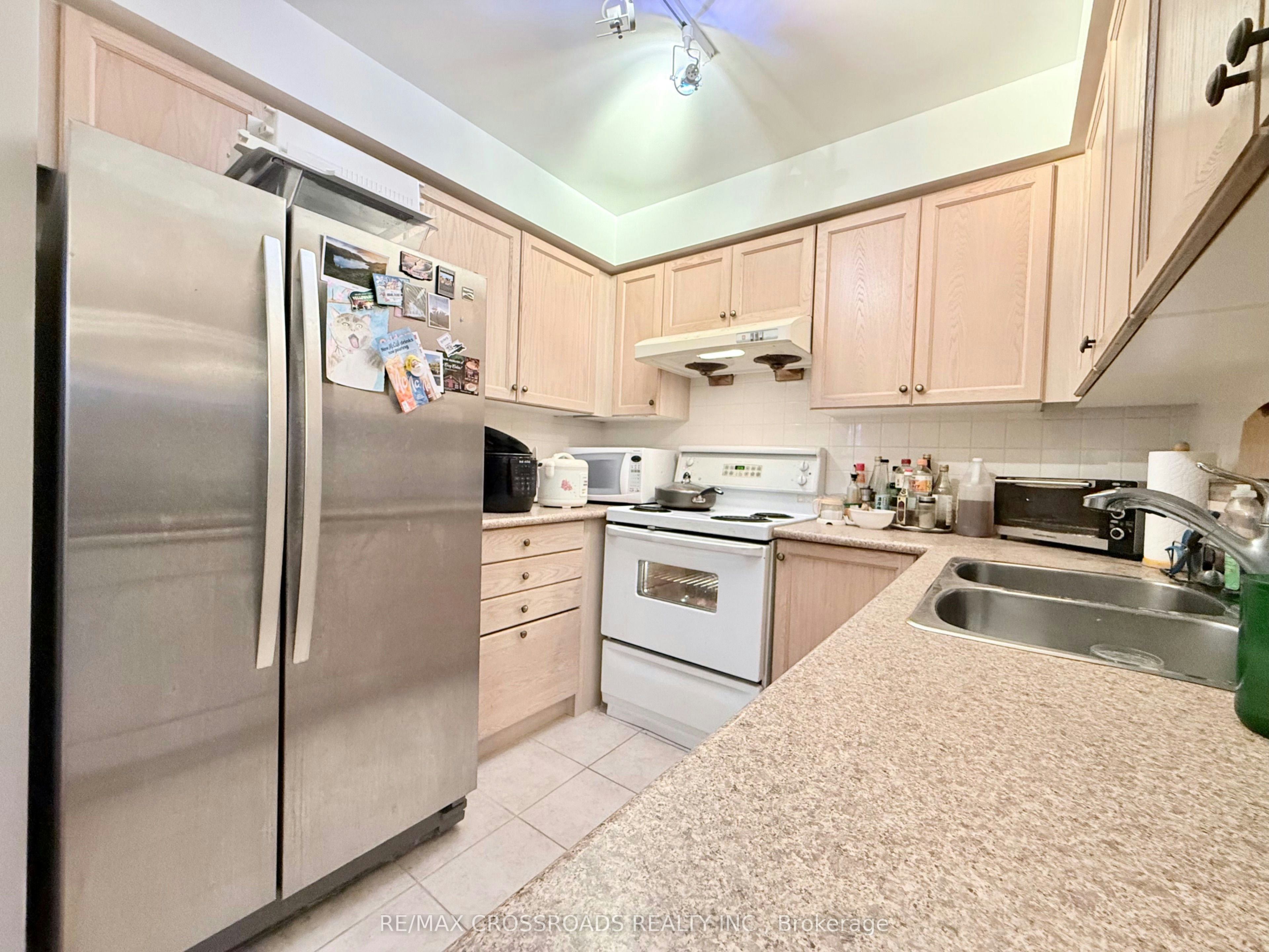 603-1 Clairtrell Road, Toronto, ON, M2N 7H6 - 5