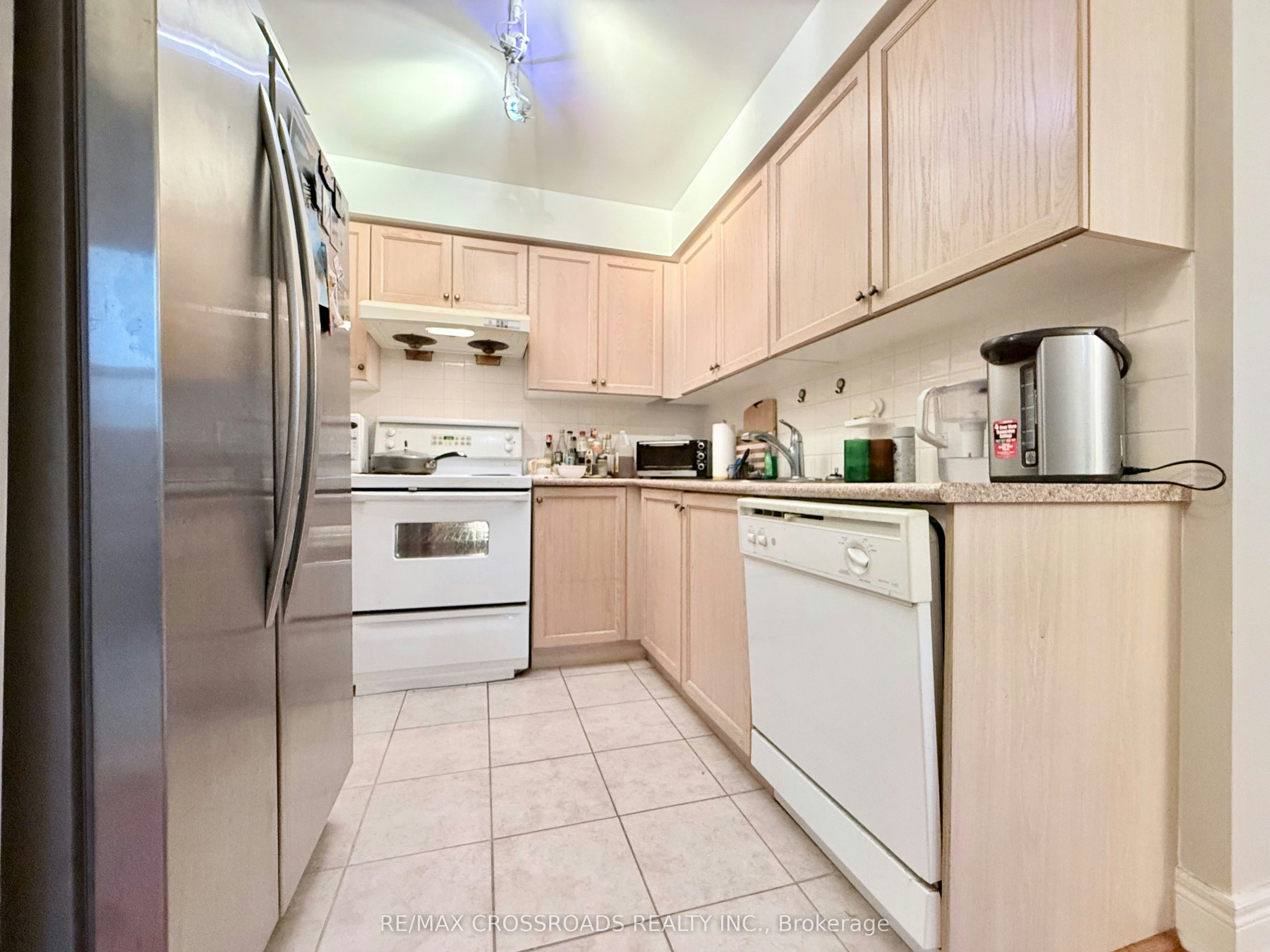 603-1 Clairtrell Road, Toronto, ON, M2N 7H6 - 4