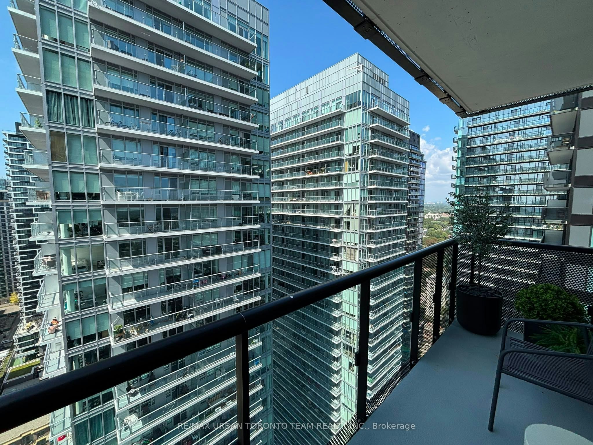 3005-127 Broadway Avenue, Toronto, ON, M4P 1V4 - 7
