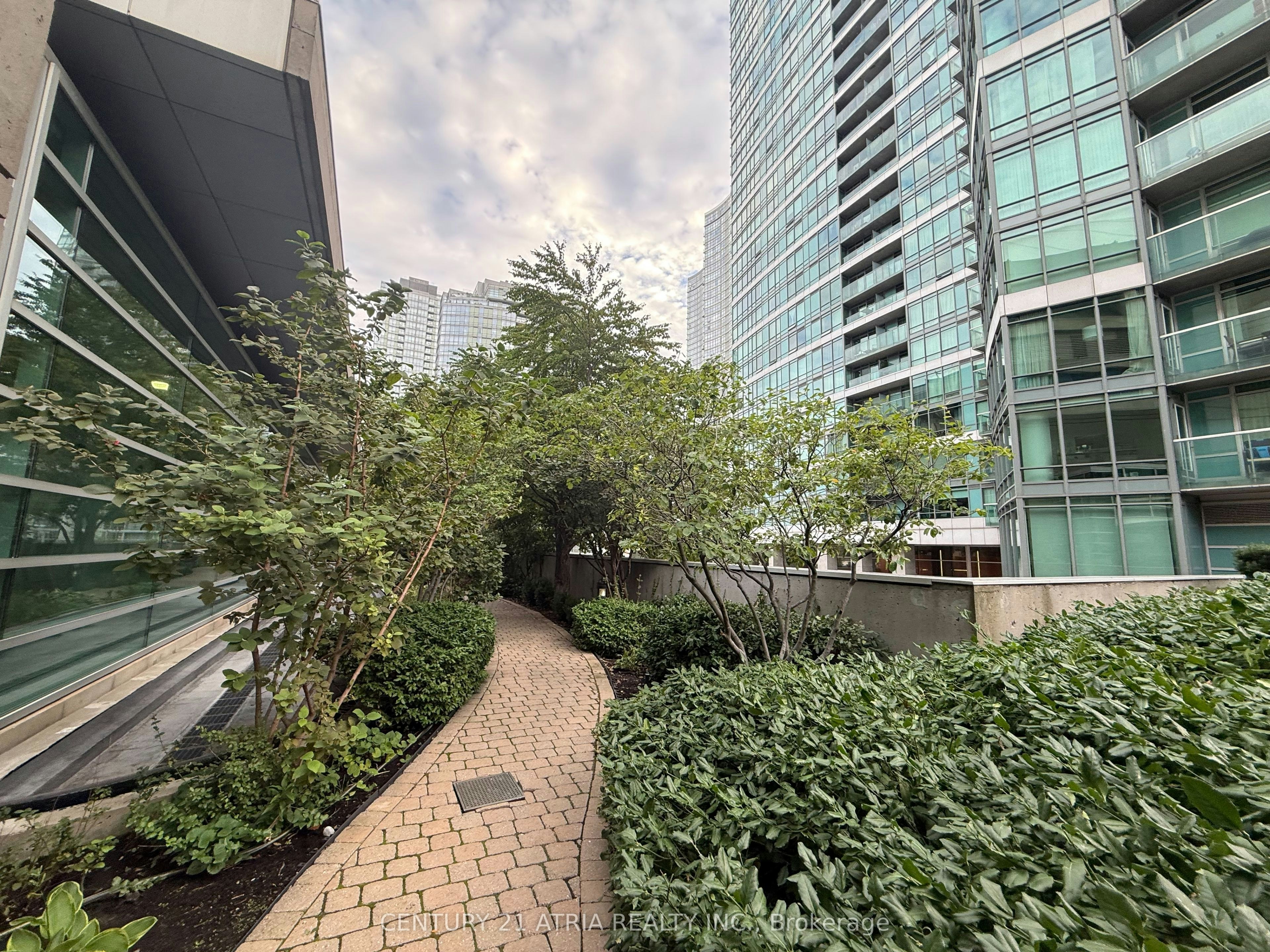 1106-81 Navy Wharf Court, Toronto, ON, M5V 3S2 - 18