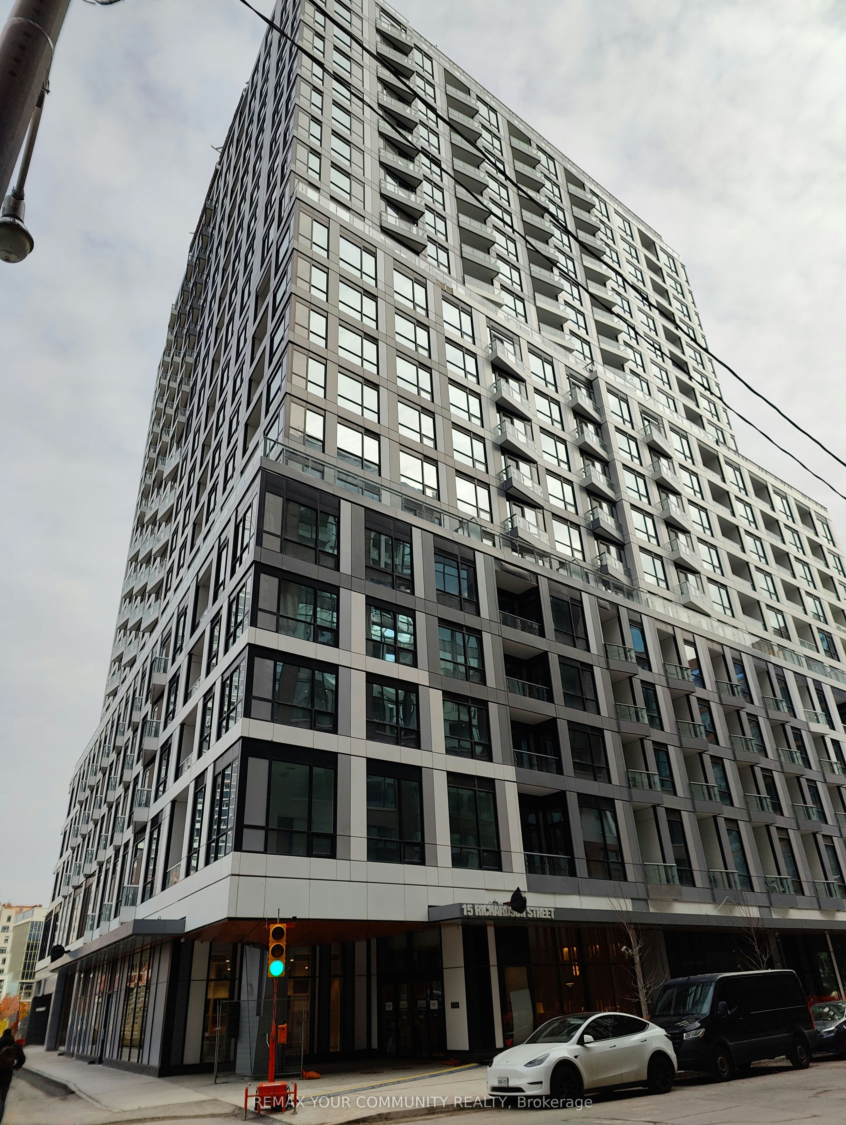2012-15 Richardson Street, Toronto, ON, M5A 0Y5 - 3