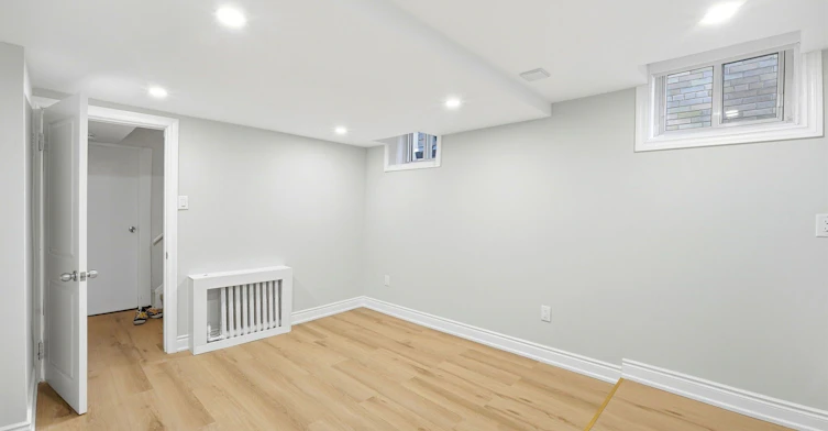 Basement-117 Cheritan Avenue, Toronto, ON, M4R 1S8 - 9
