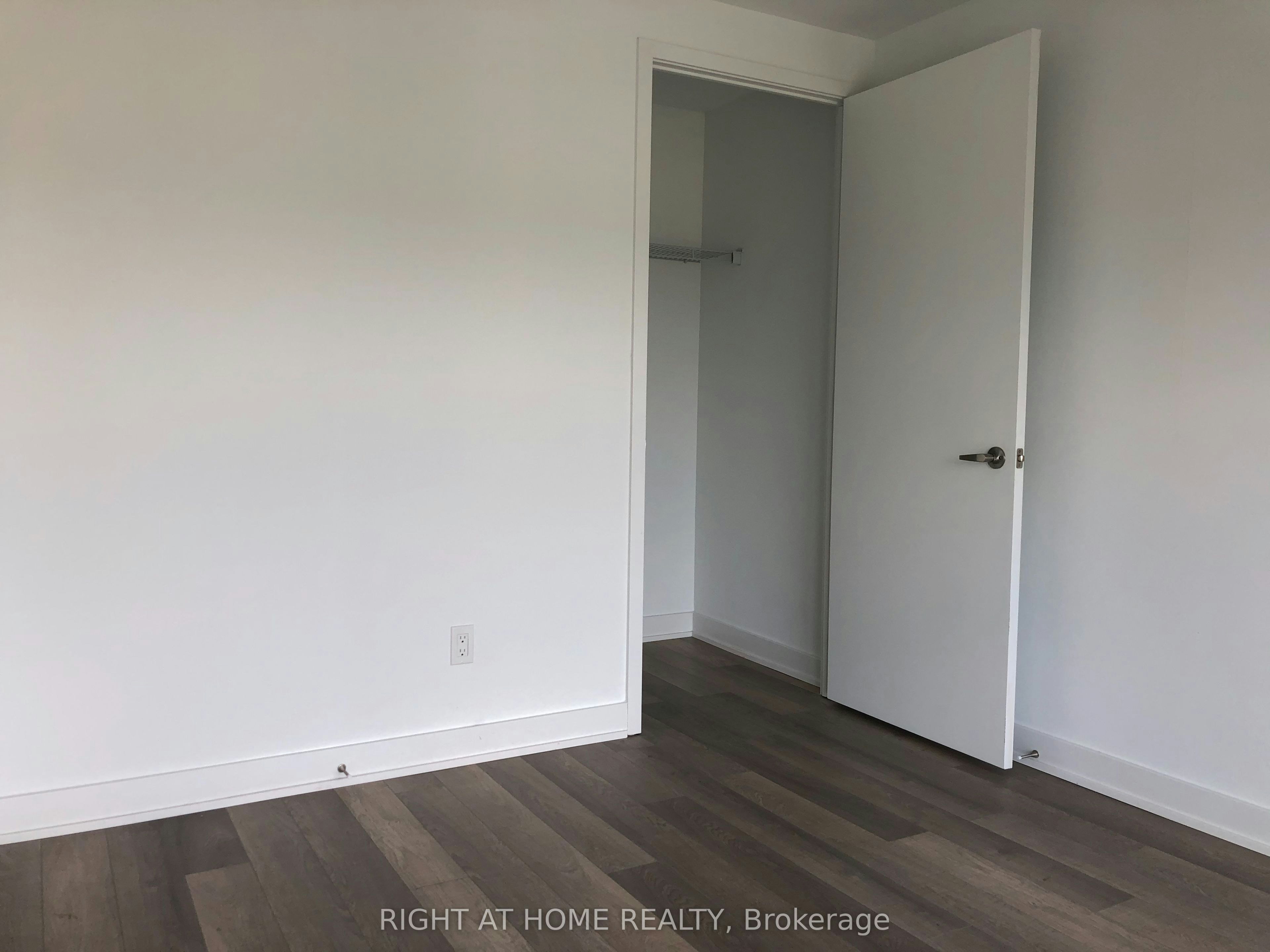 2207-5180 Yonge Street, Toronto, ON, M2N 0K5 - 12
