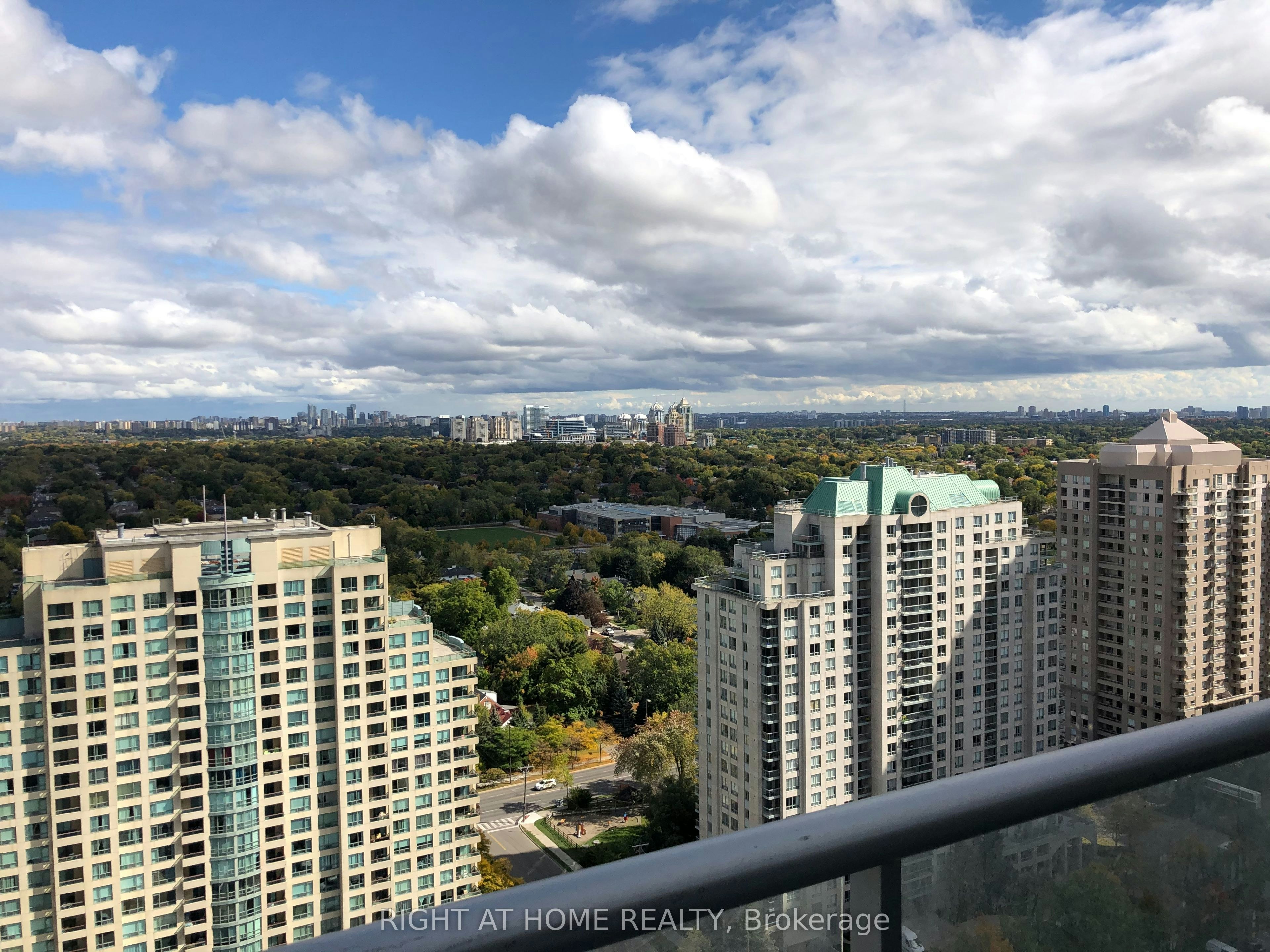 2207-5180 Yonge Street, Toronto, ON, M2N 0K5 - 16