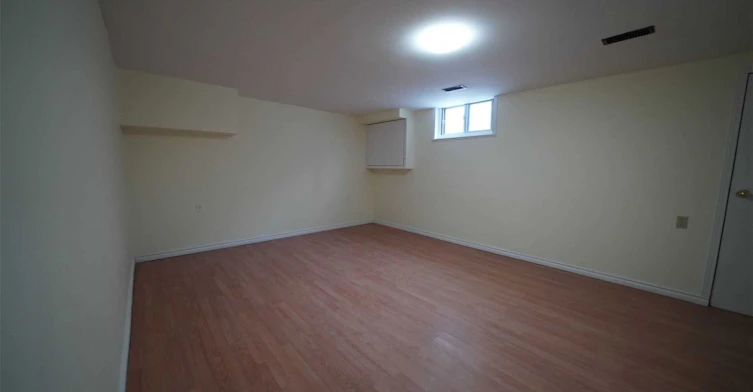 Bast-17 Bryant Street, Toronto, ON, M3H 4Z8 - 8