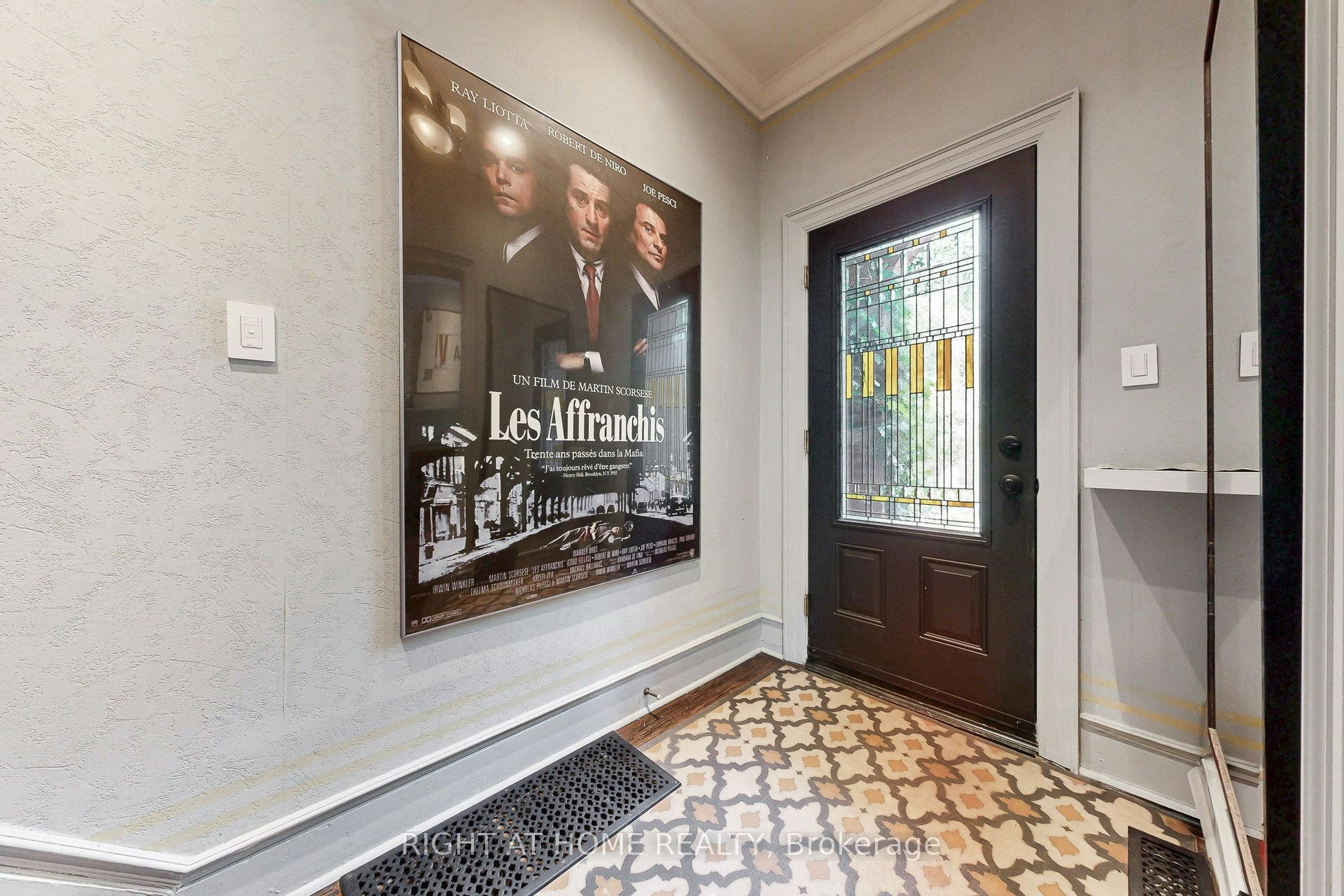 Main-440 Sackville Street, Toronto, ON, M4X 1T2 - 4