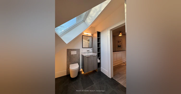 Main-440 Sackville Street, Toronto, ON, M4X 1T2 - 28