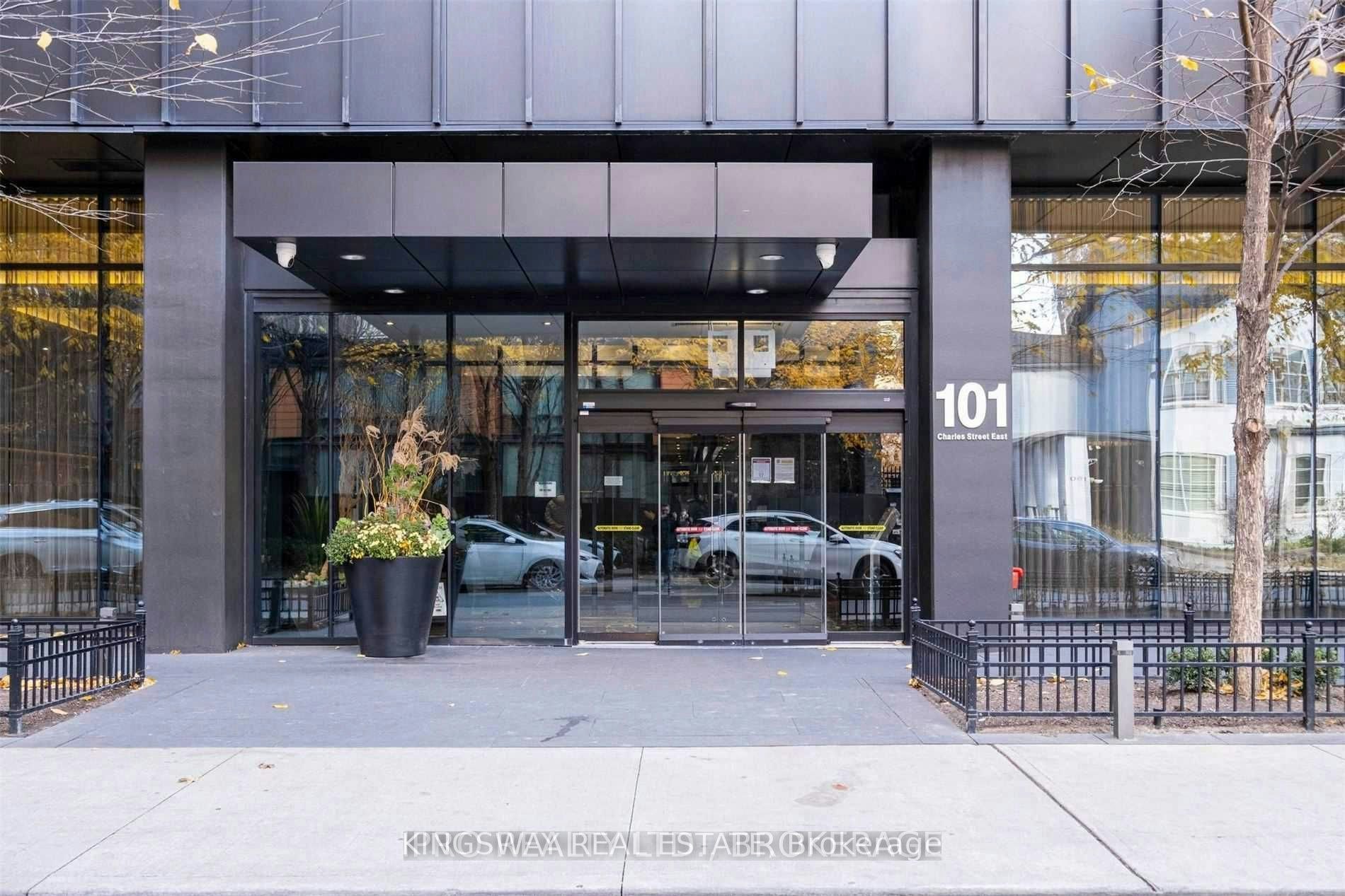 4105-101 Charles Street E, Toronto, ON, M4Y 1V2 - 3