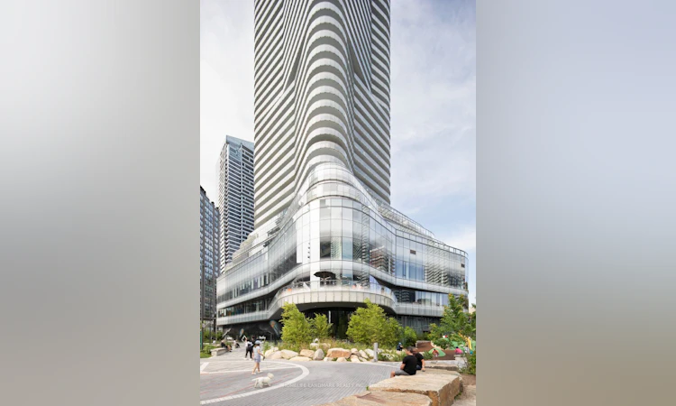 4203-11 Wellesley Street West N/A W